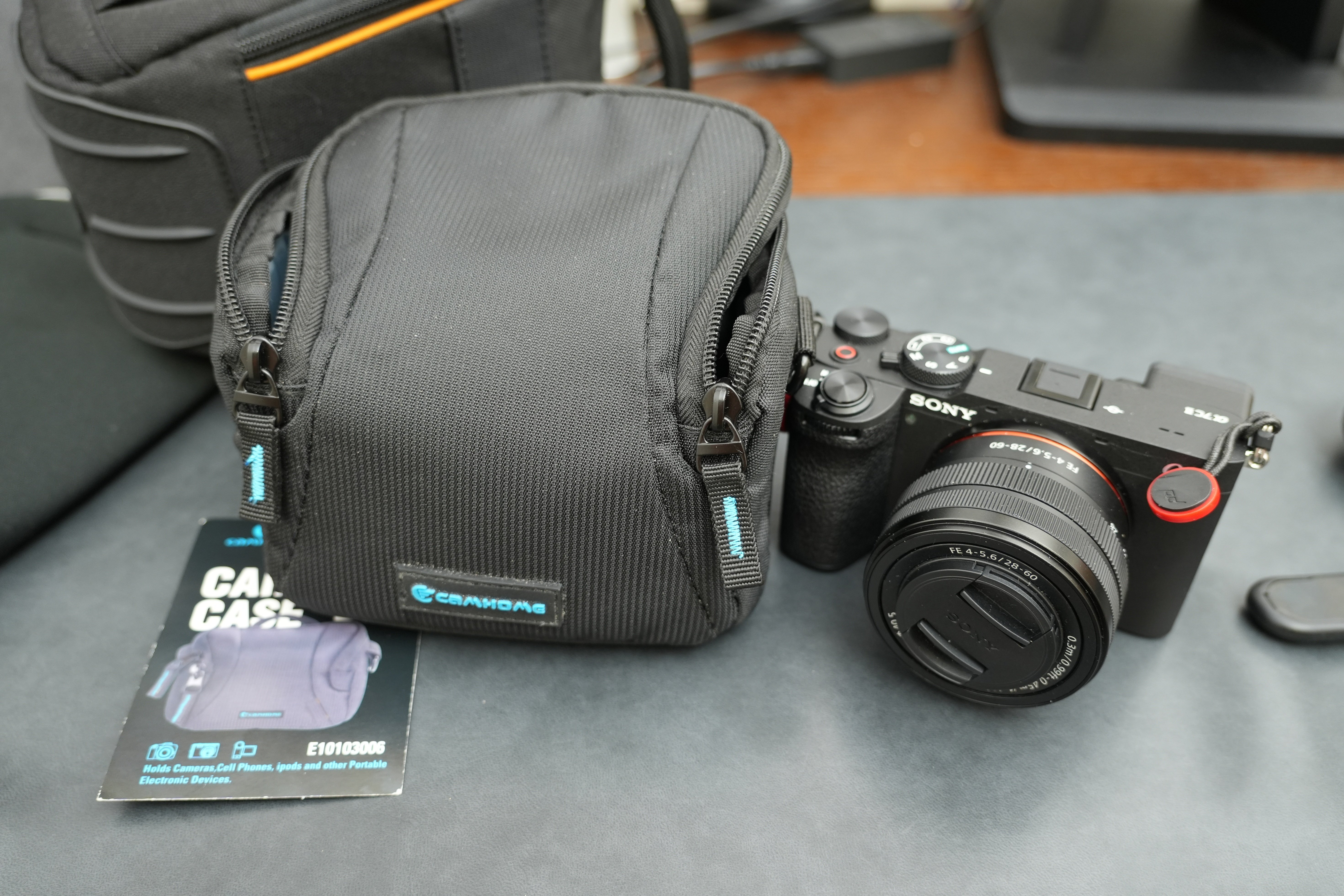 SONY α7II レンズキット 撮影枚数極少 高級カメラバッグ付き SONY α7II レンズキット 撮影枚数極少 高級カメラバッグ付き