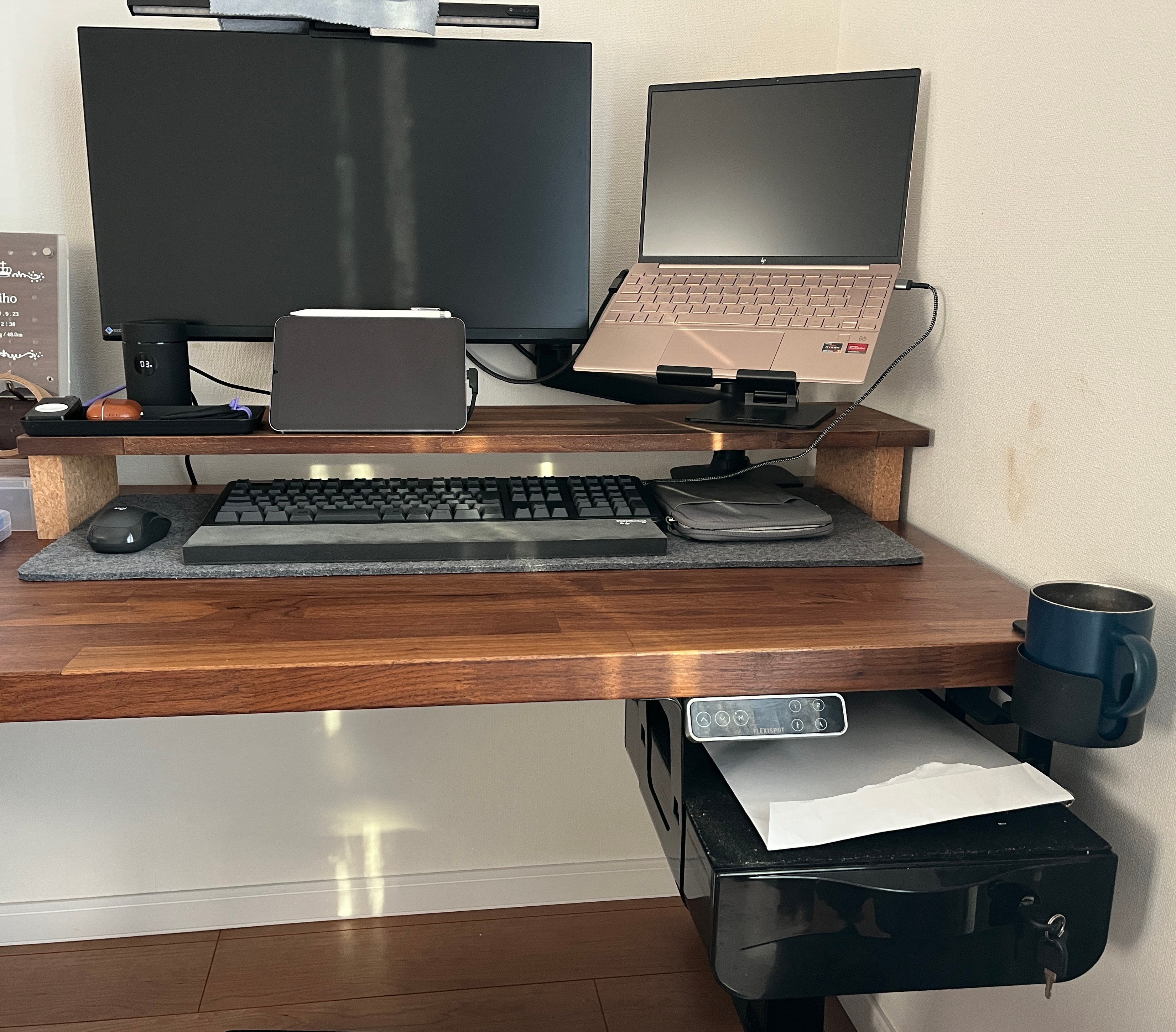 やっと完成しました。デスクシェルフ｜Gadge310