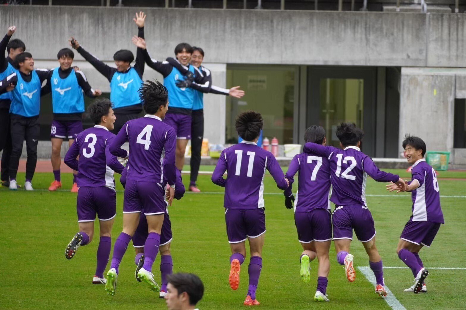 学生スタッフの仕事紹介|明治大学体育会サッカー部 学生スタッフの仕事紹介|明治大学体育会サッカー部