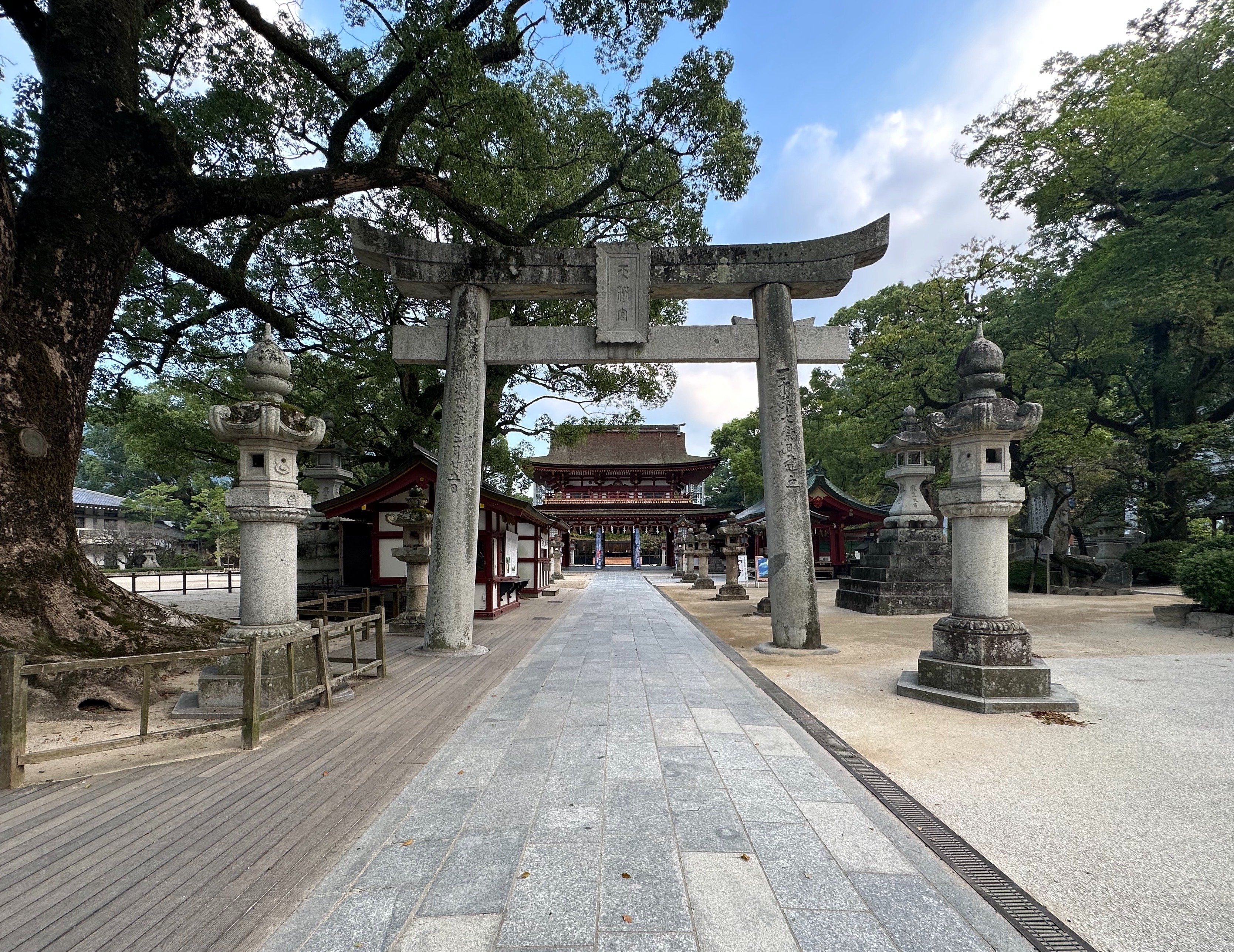 大宰府天満宮 太宰府天満宮参道（西鉄太宰府駅前） - 観光施設/ [VACAN Maps
