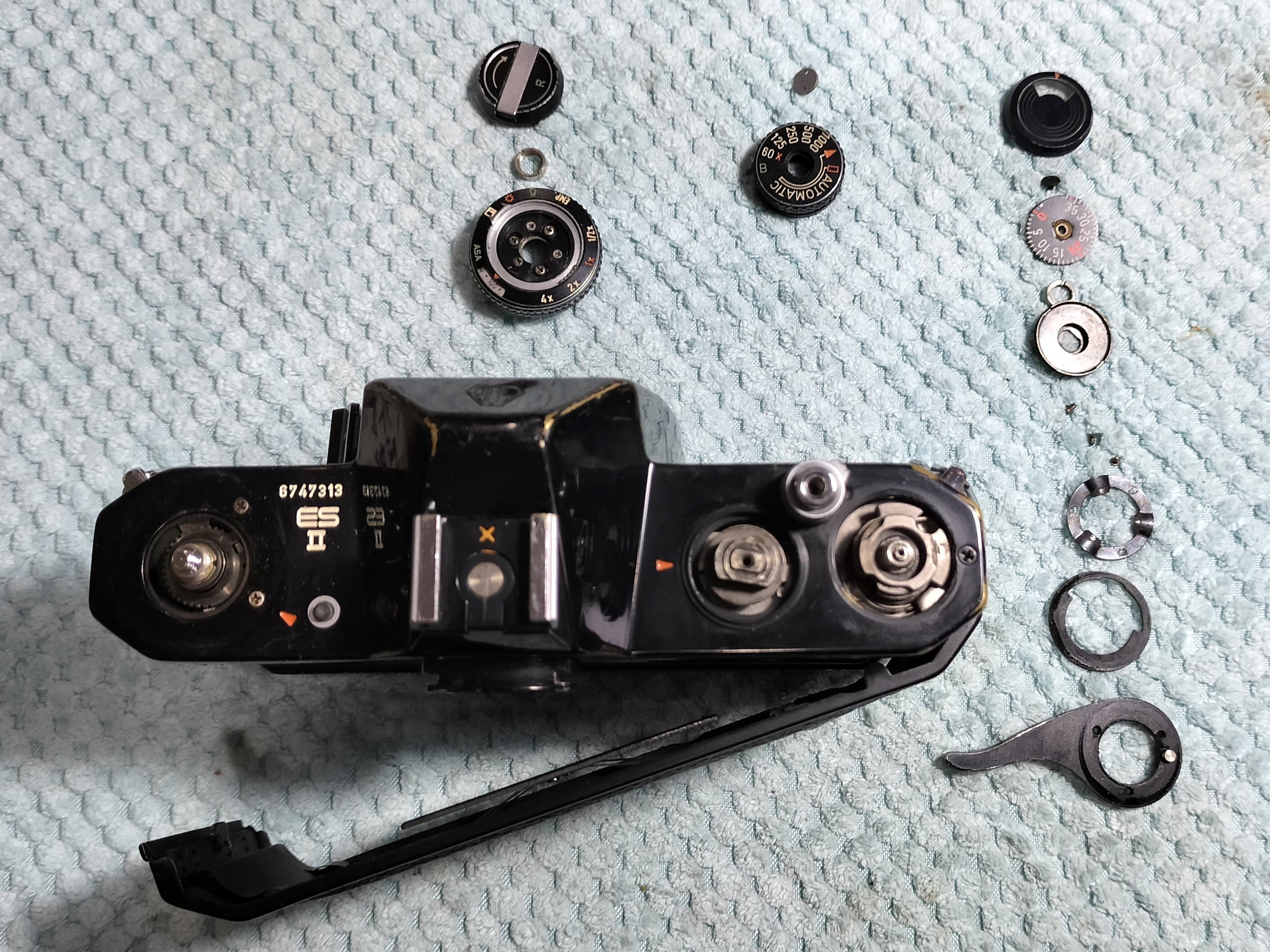 【完動品】PENTAX ESⅡsilver 【分解清掃済】 ペンタックスESの分解清掃 - にこらのブログ(カメラ修理)