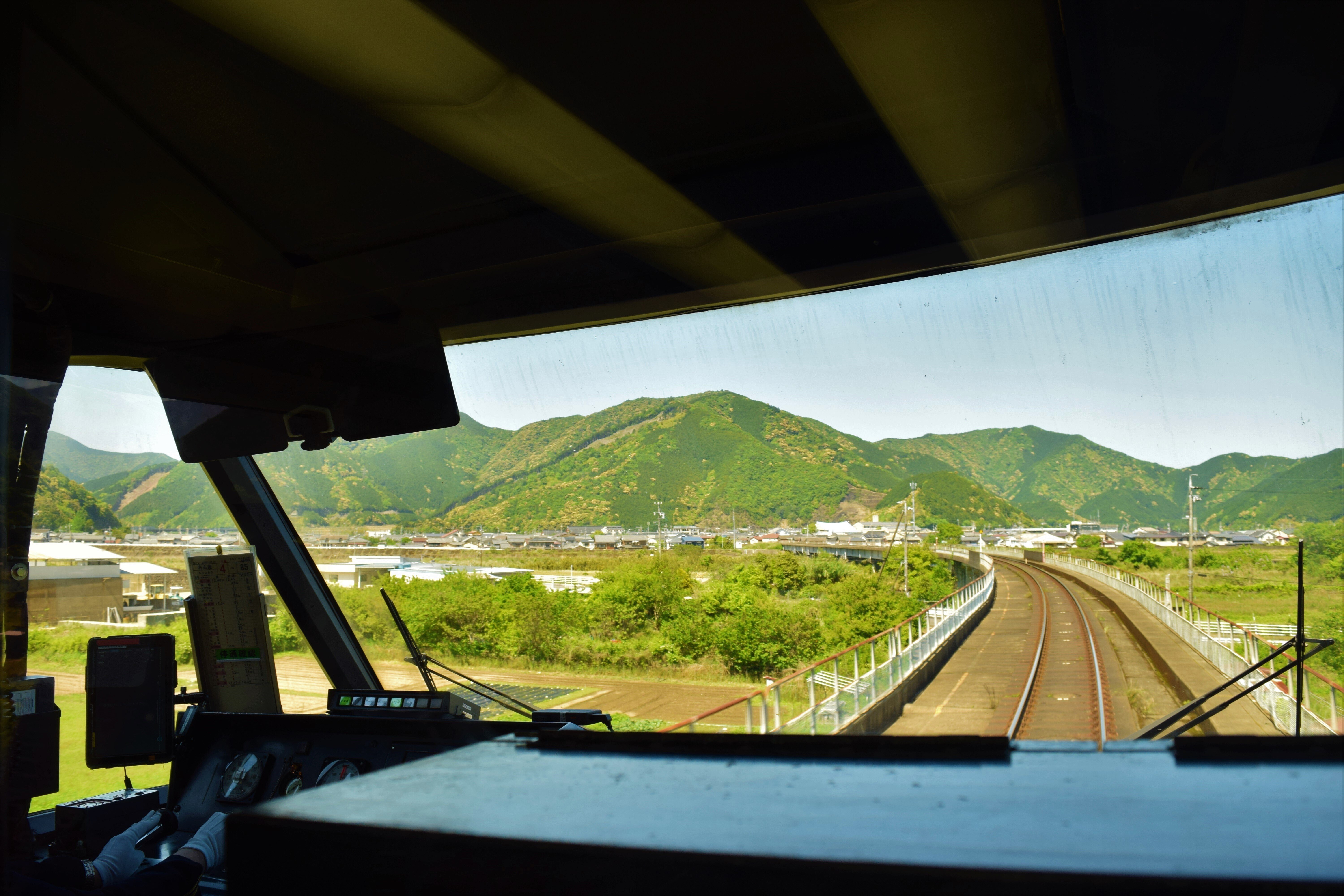旅のお土産「特急ヘッドマークマグネット」と2023年の列車旅の話