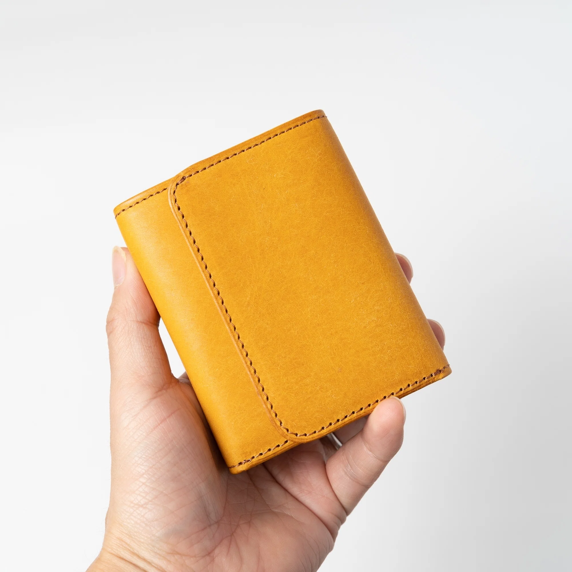 久々に手にして、より使いやすさに気づいた…三つ折り財布 Tino（ティノ