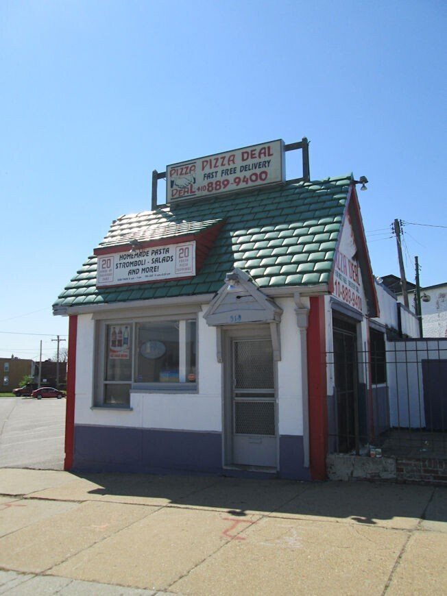 フィメール・トラブル DVD 廃盤　ジョン・ウォーターズ　カルト名作！ Amazon.co.jp: フィメール・トラブル [DVD] : ディヴァイン