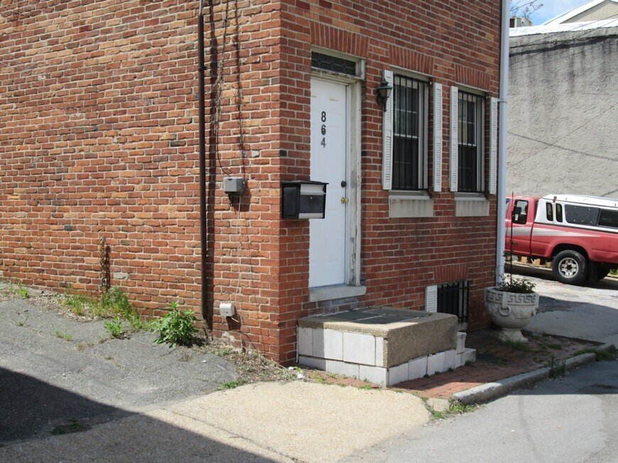 0093 ジョン・ウォーターズ監督『フィメール・トラブル』聖地