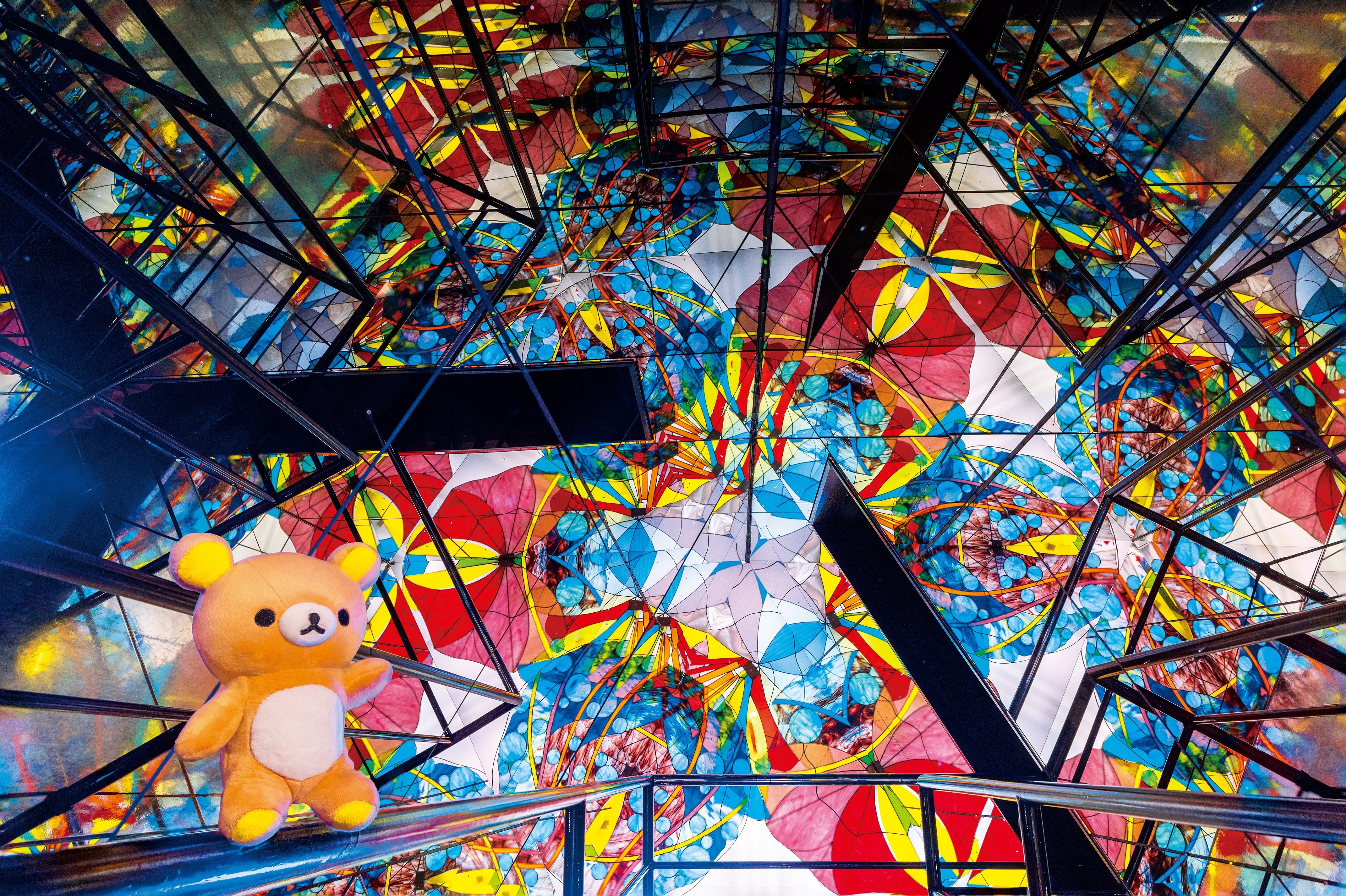 ガラス絵画 旅するリラックマ】三河工芸ガラス美術館（愛知県西尾市