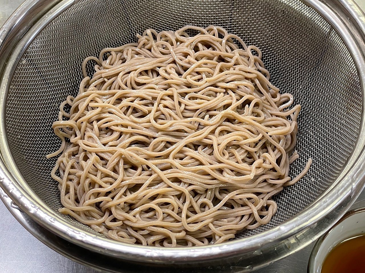 ③SANYO 製めん機 NM-G1 麺'S CLUB／昭和の「家電製麺機」を