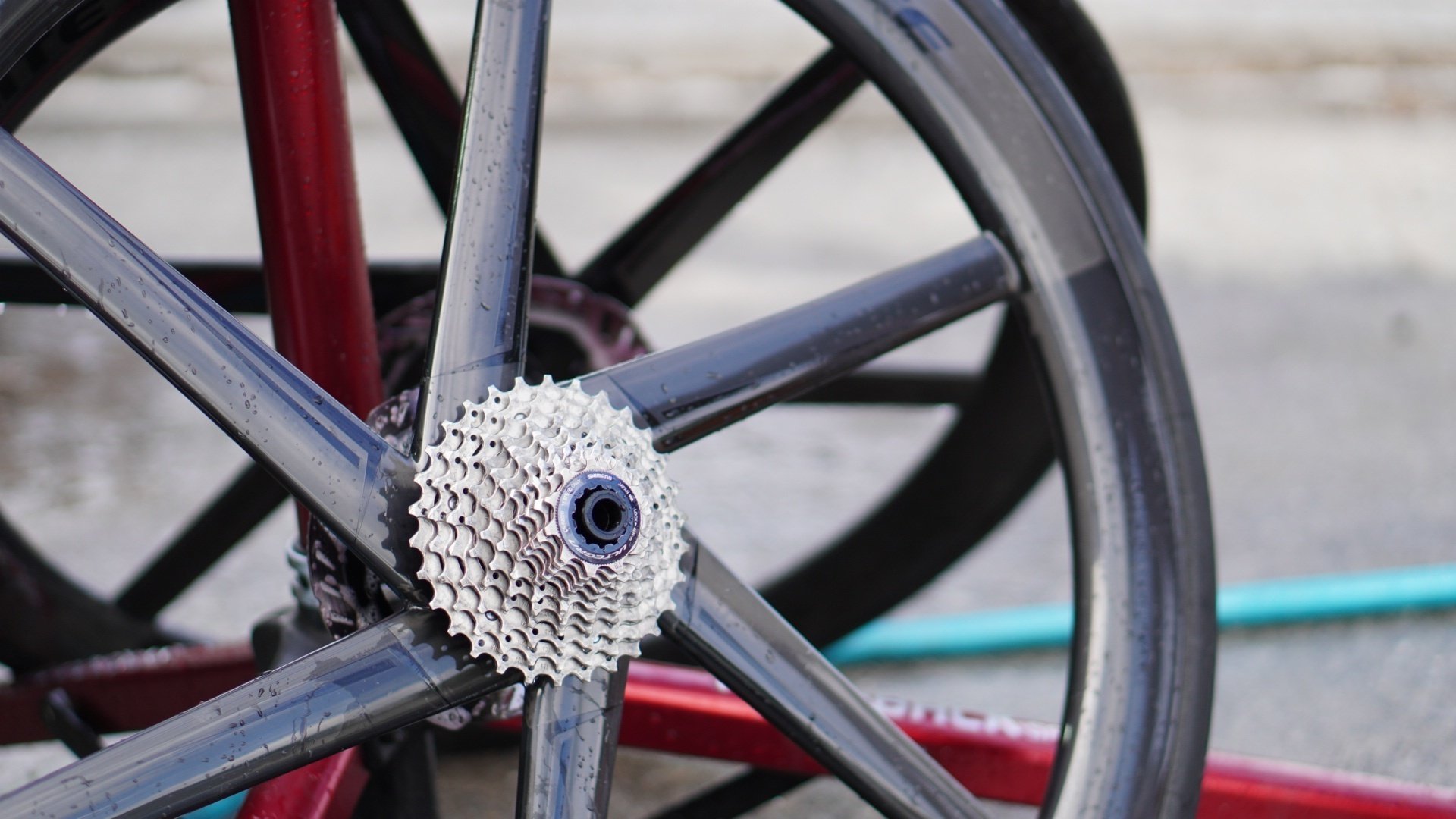 インプレ】異端児過ぎるカーボンホイール。Elitewheels Velo Six インプレ】異端児過ぎるカーボンホイール。Elitewheels Velo Six