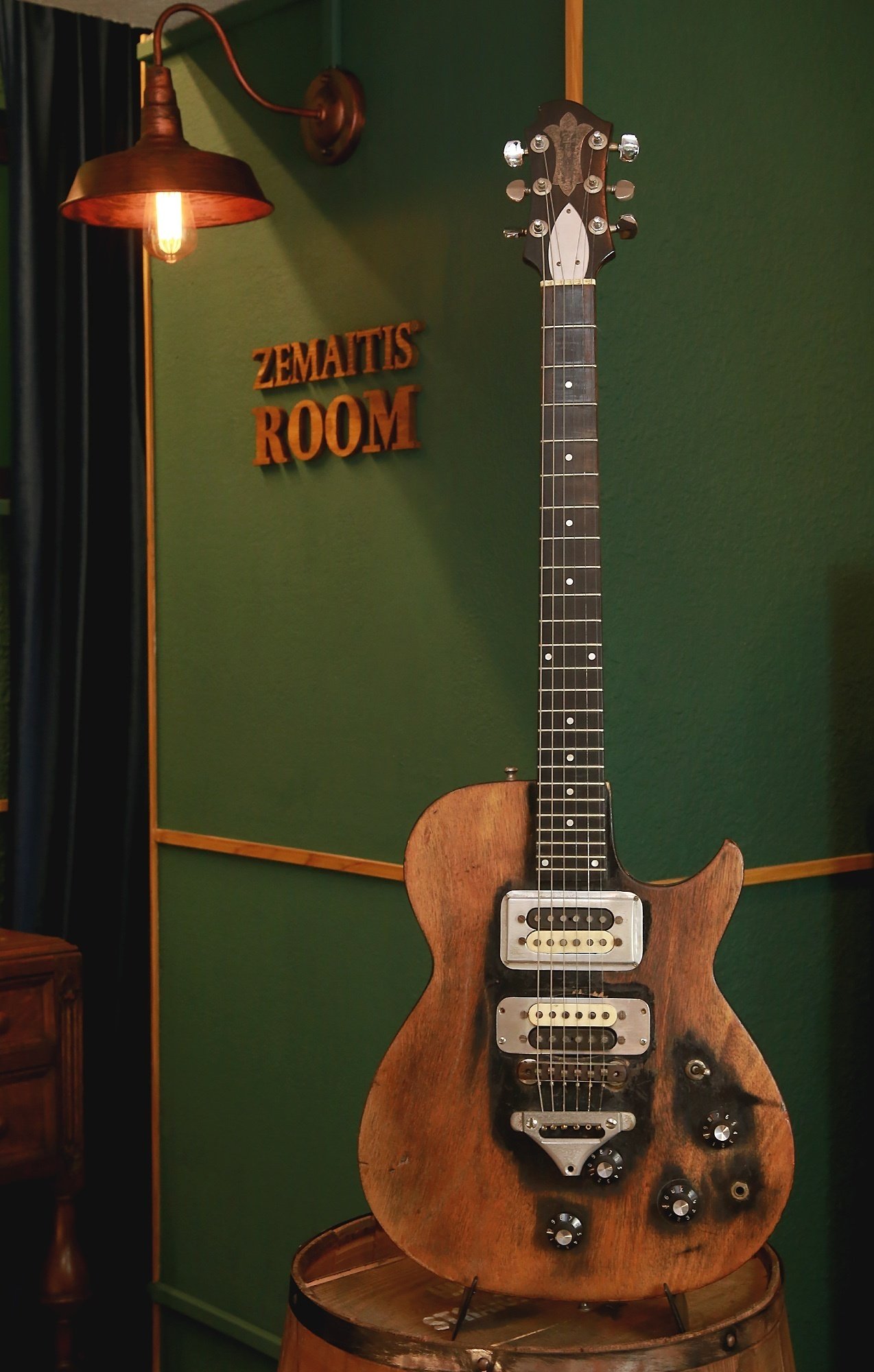 ゼマイティスギター(レプリカ) ZEMAITISの魅力 7 ｜ZEMAITIS GRECO OSAKA SHOWROOM