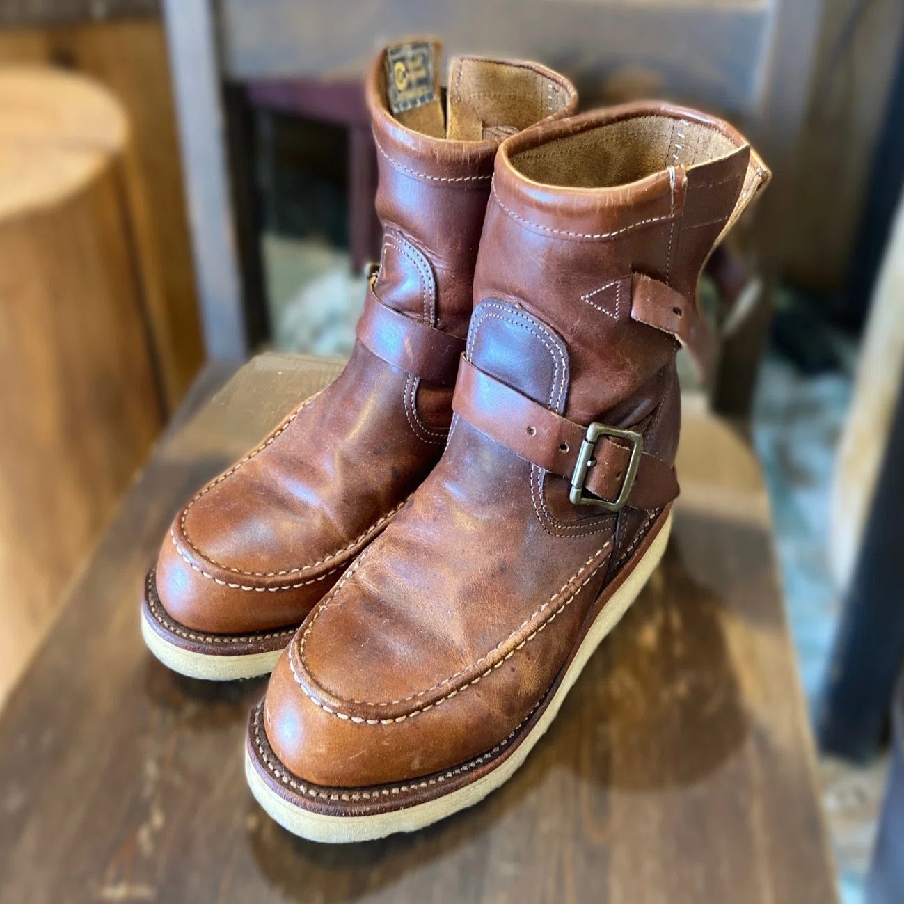 Replacing Shaft Straps】Chippewa Moc-Toe Engineer Boots｜CREA 