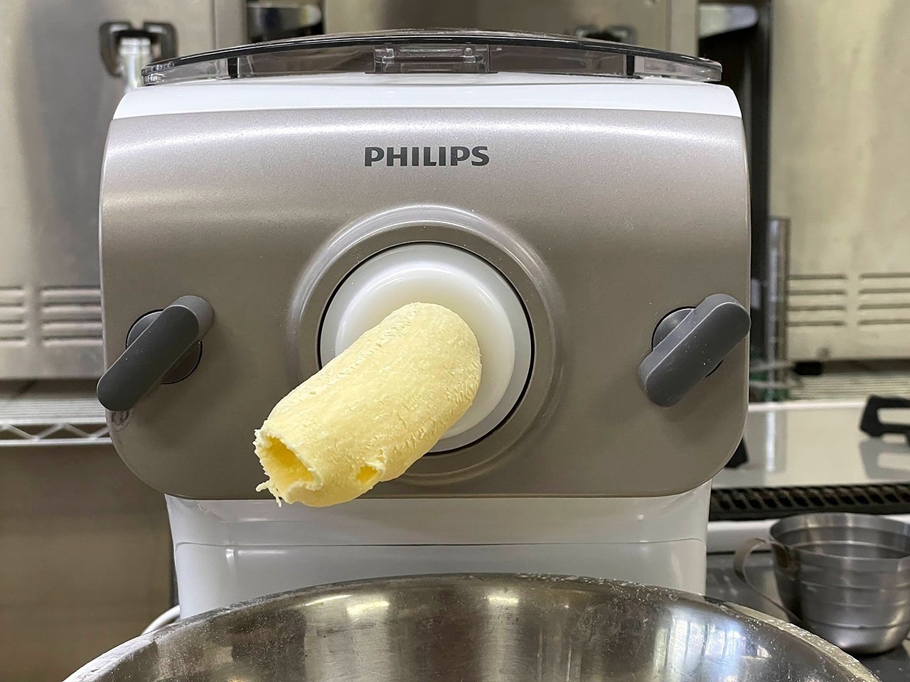 ④PHILIPS ヌードルメーカー HR2365/01/昭和の「家電製麺機」を ④PHILIPS ヌードルメーカー HR2365/01/昭和の「家電製麺機」を