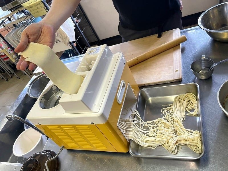 ①東芝めん打ち機 SE-400/昭和の「家電製麺機」を愛でる会 ①東芝めん打ち機 SE-400/昭和の「家電製麺機」を愛でる会