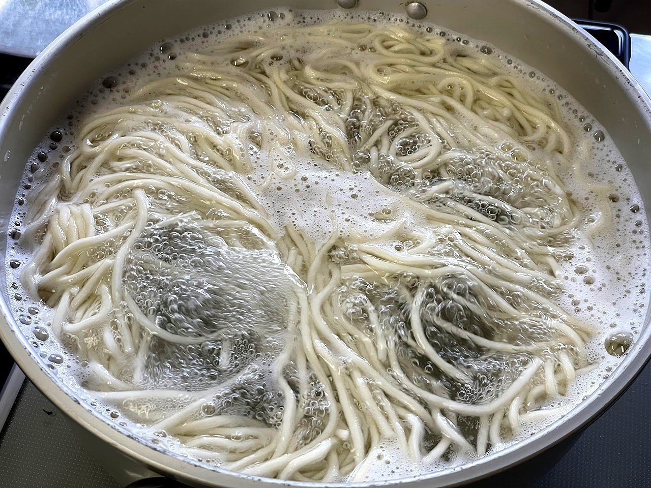 ①東芝めん打ち機 SE-400/昭和の「家電製麺機」を愛でる会 ①東芝めん打ち機 SE-400/昭和の「家電製麺機」を愛でる会