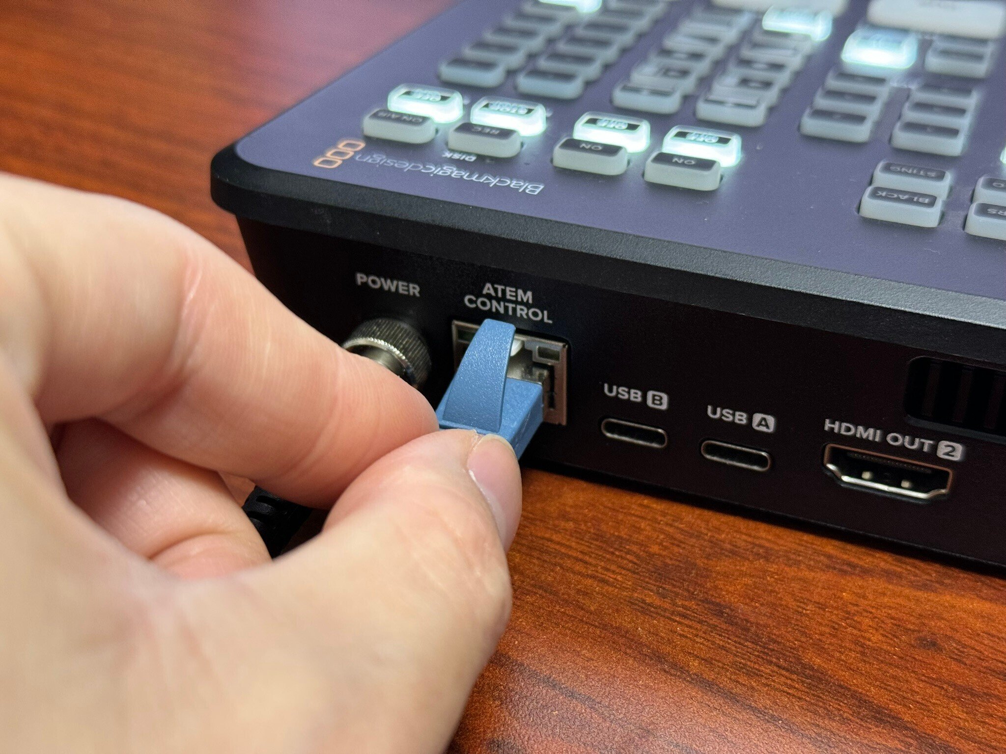 ATEM miniとcompanionを接続して、StreamDeckから操作する流れをイチ