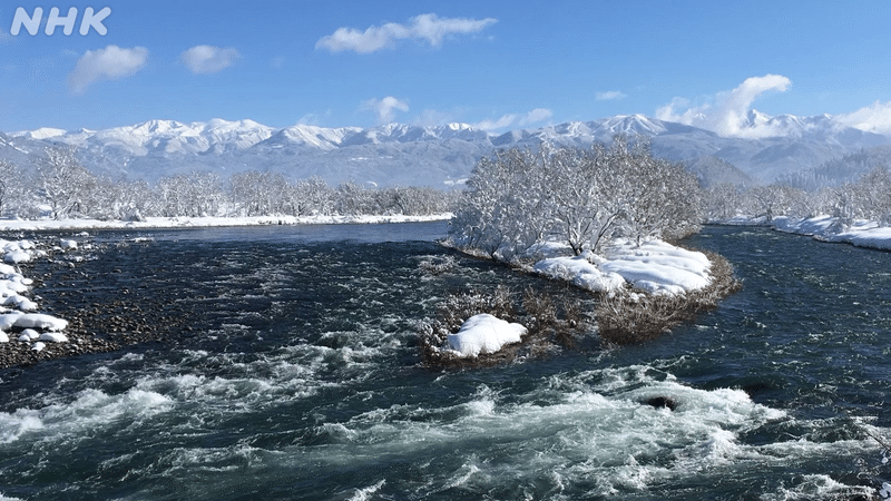 雪の九頭竜川