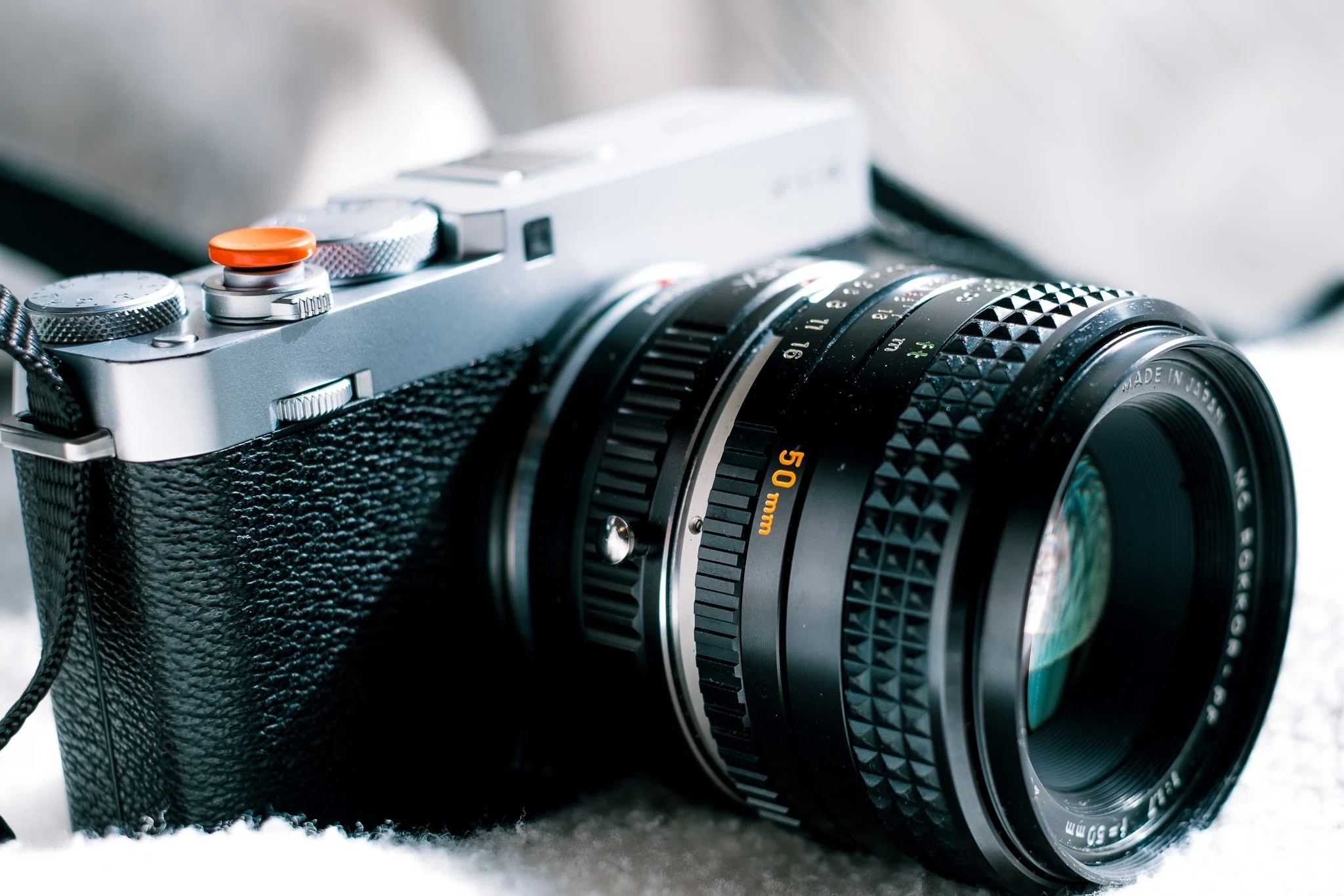 X-E4】中古カメラ屋で見つけた激安オールドレンズを入手｜sin