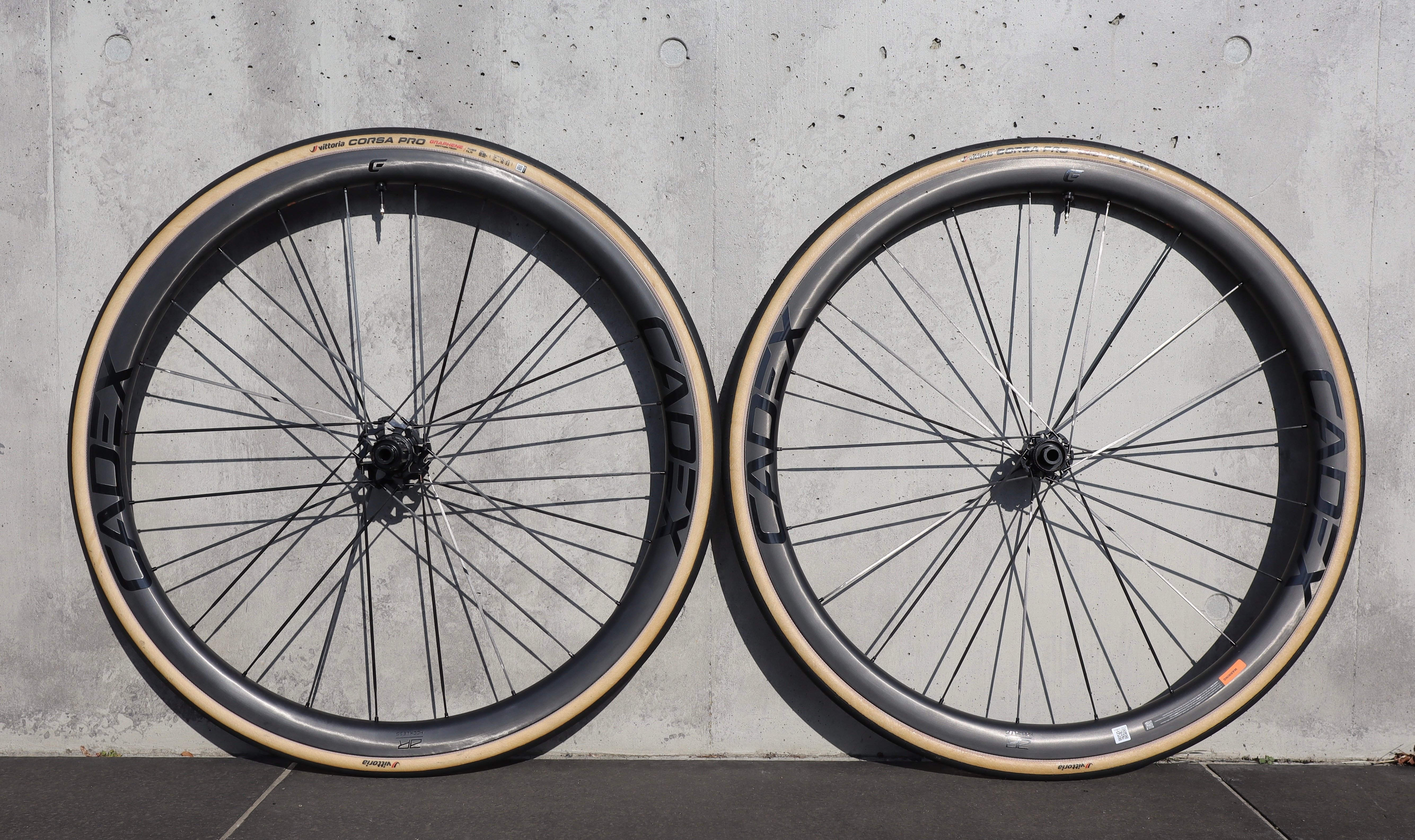 乗鞍対策に』軽量試乗ホイールスペシャルオファー！BLACKINC 28//33 30