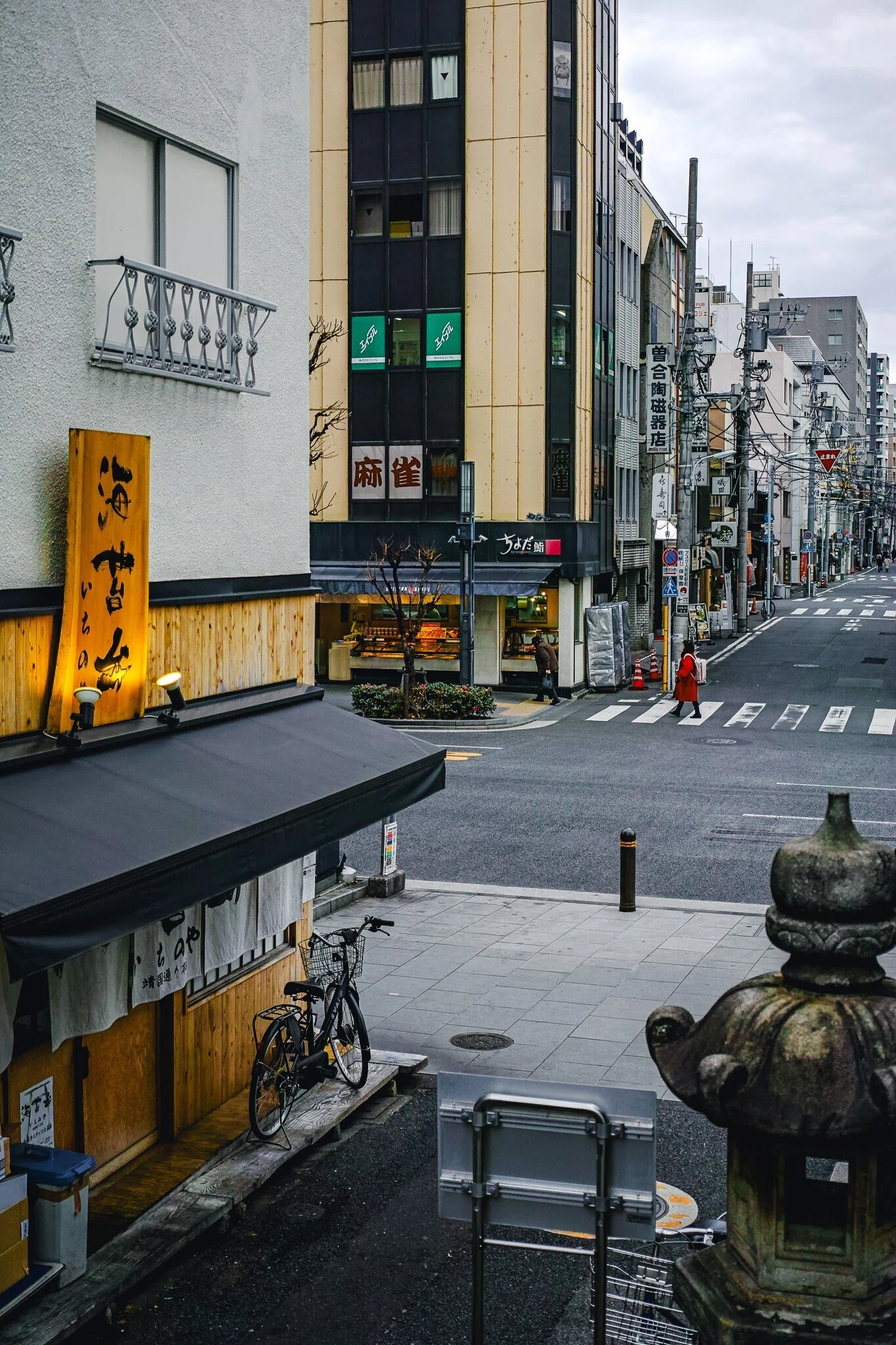 曇天と人形町の相性【写真30枚】｜Nocchi(のっち)