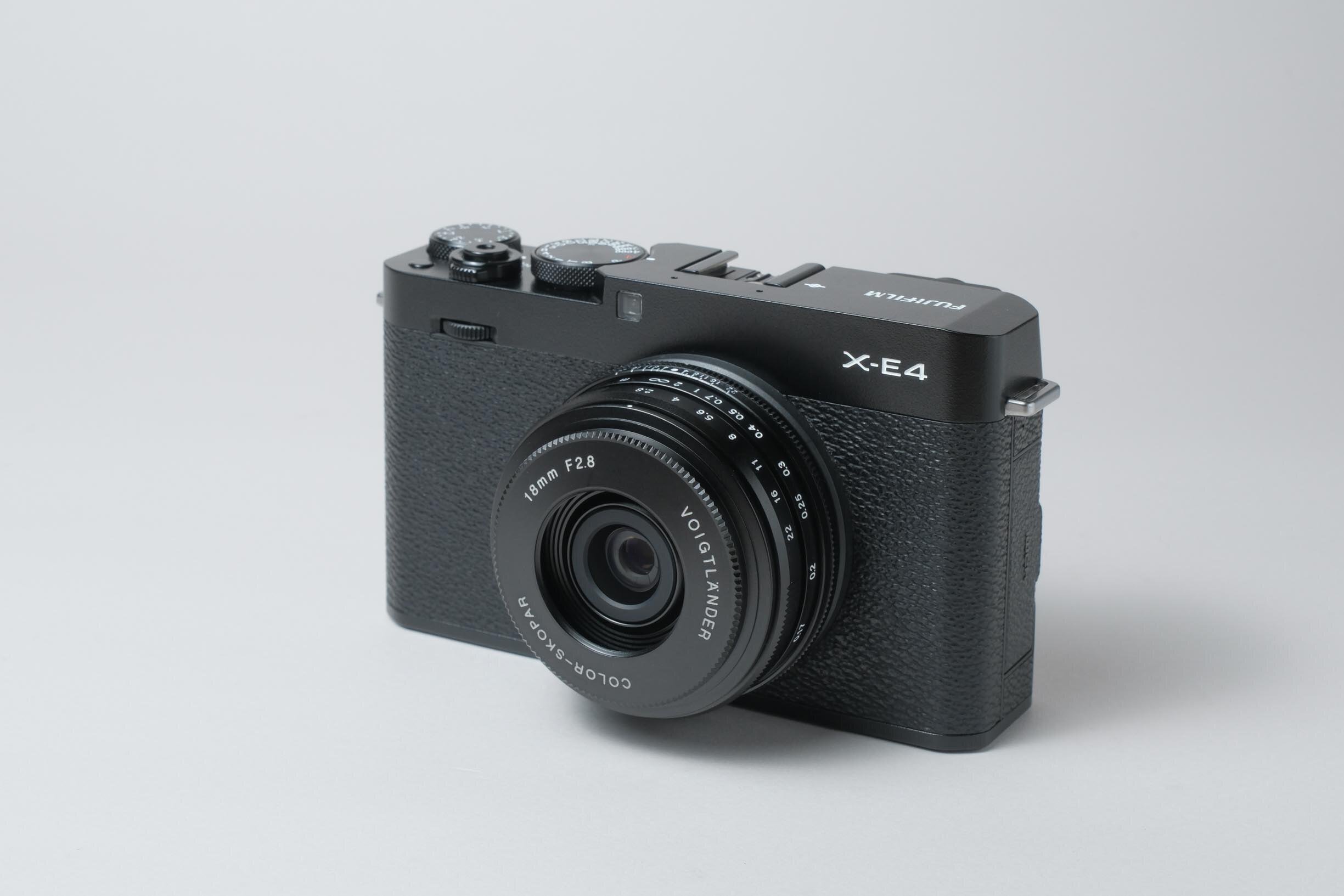 レンズ(単焦点) Voigtlander  COLOR-SKOPAR 18mm F2.8 Amazon.com : Voigtländer Voigtlander Fujifim X 18mm F2.8 Color