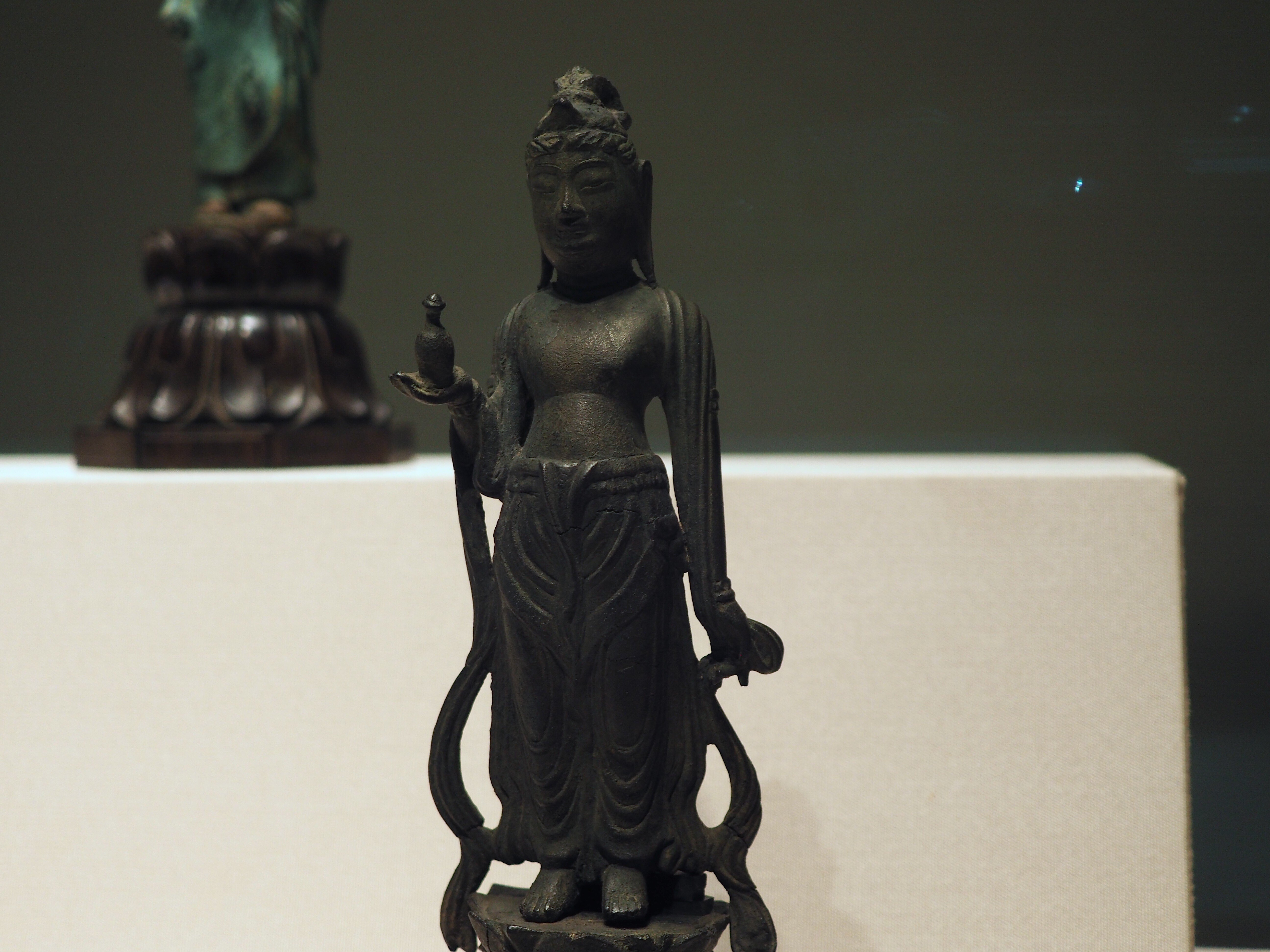 時代物 朝鮮 李朝 高麗 時代 古銅術 仏像 銅 釈迦如来像 仏教美 時代物 朝鮮 李朝 高麗 時代 古銅術 仏像 銅 釈迦如来像 仏教美