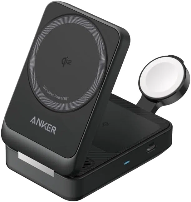 新製品】3点同時充電可能なチャージングステーションに新作が登場