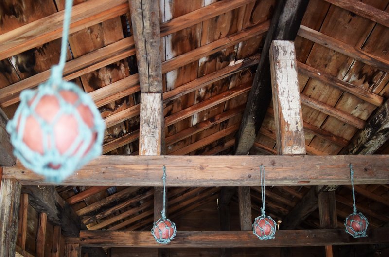 船小屋を改装したへしこ小屋の天井の画像