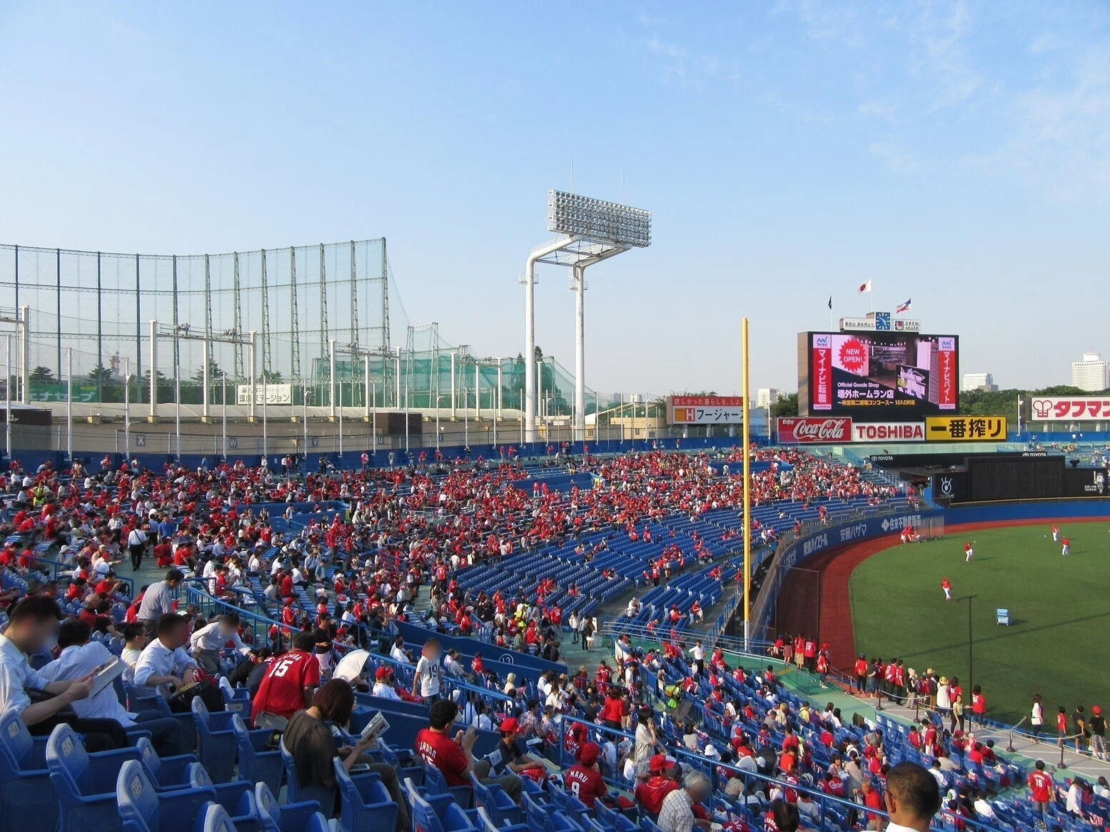 広島東洋カープ公式サイト 5/4 広島対中日 マツダ 内野指定席B3