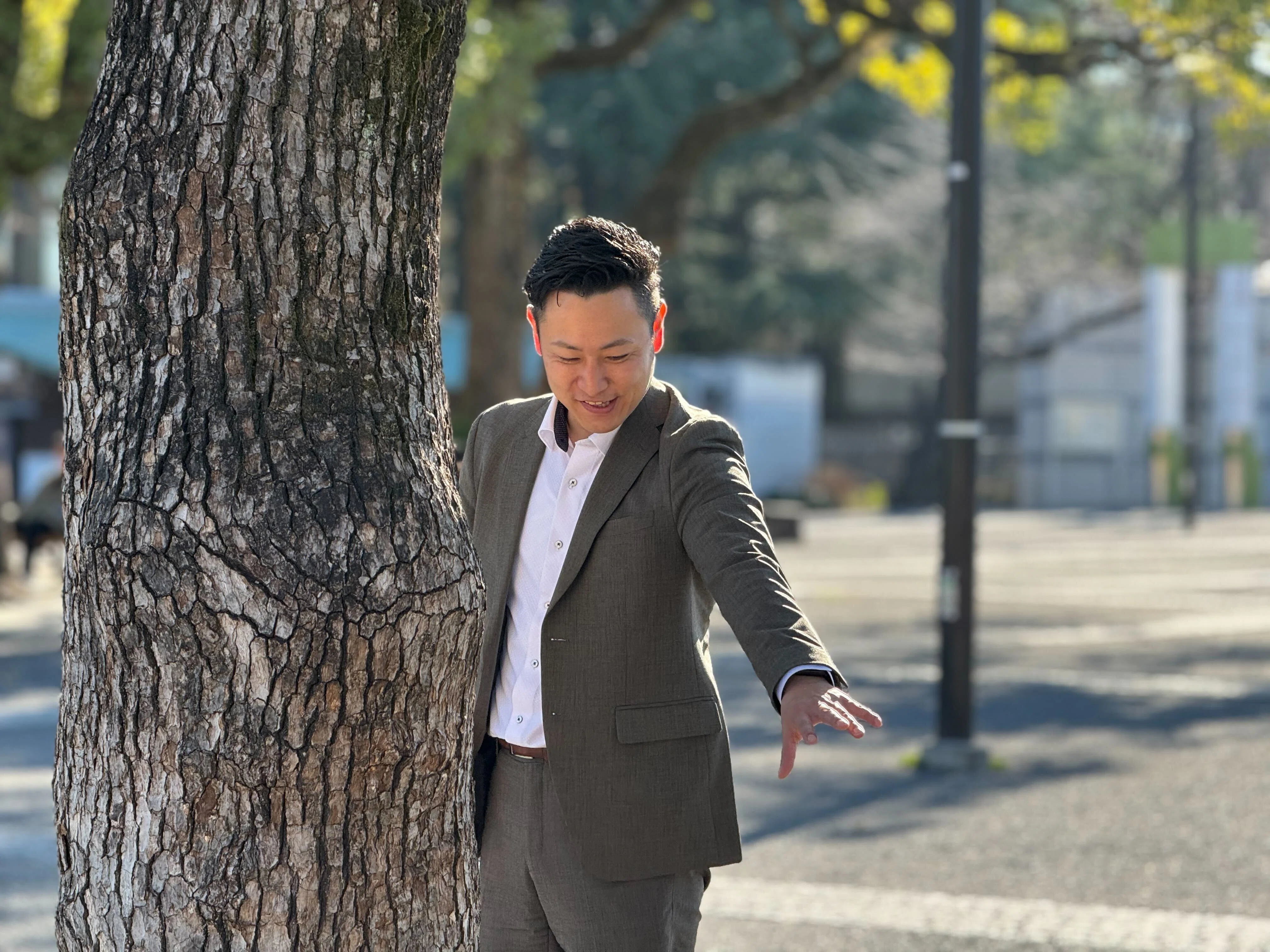 お笑い芸人からIT営業に転職！急成長するIoT市場でミークとともに自ら