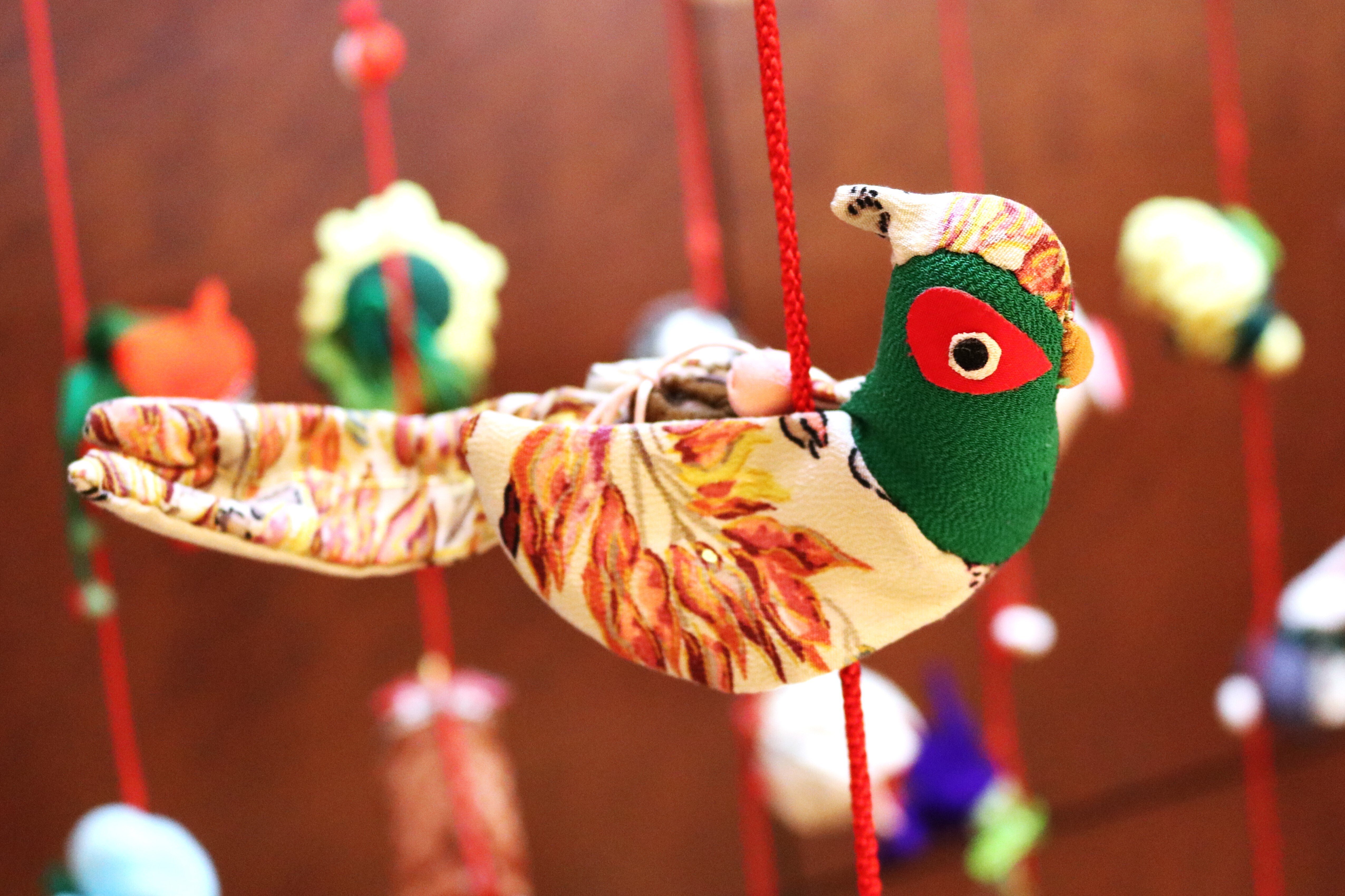 手縫いの人形,想い -約5500個の[つるし雛]＠京王プラザホテル｜Abbey