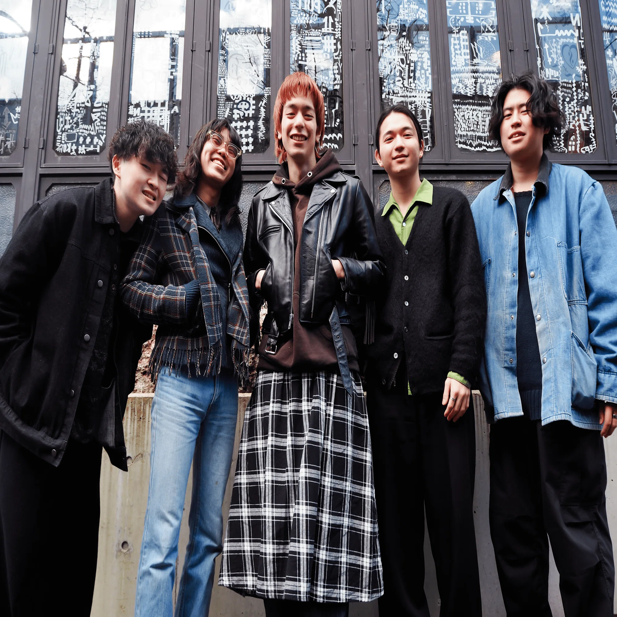 Doona タイムレスな音とリアルタイムな言葉でグルーヴする5人組バンド