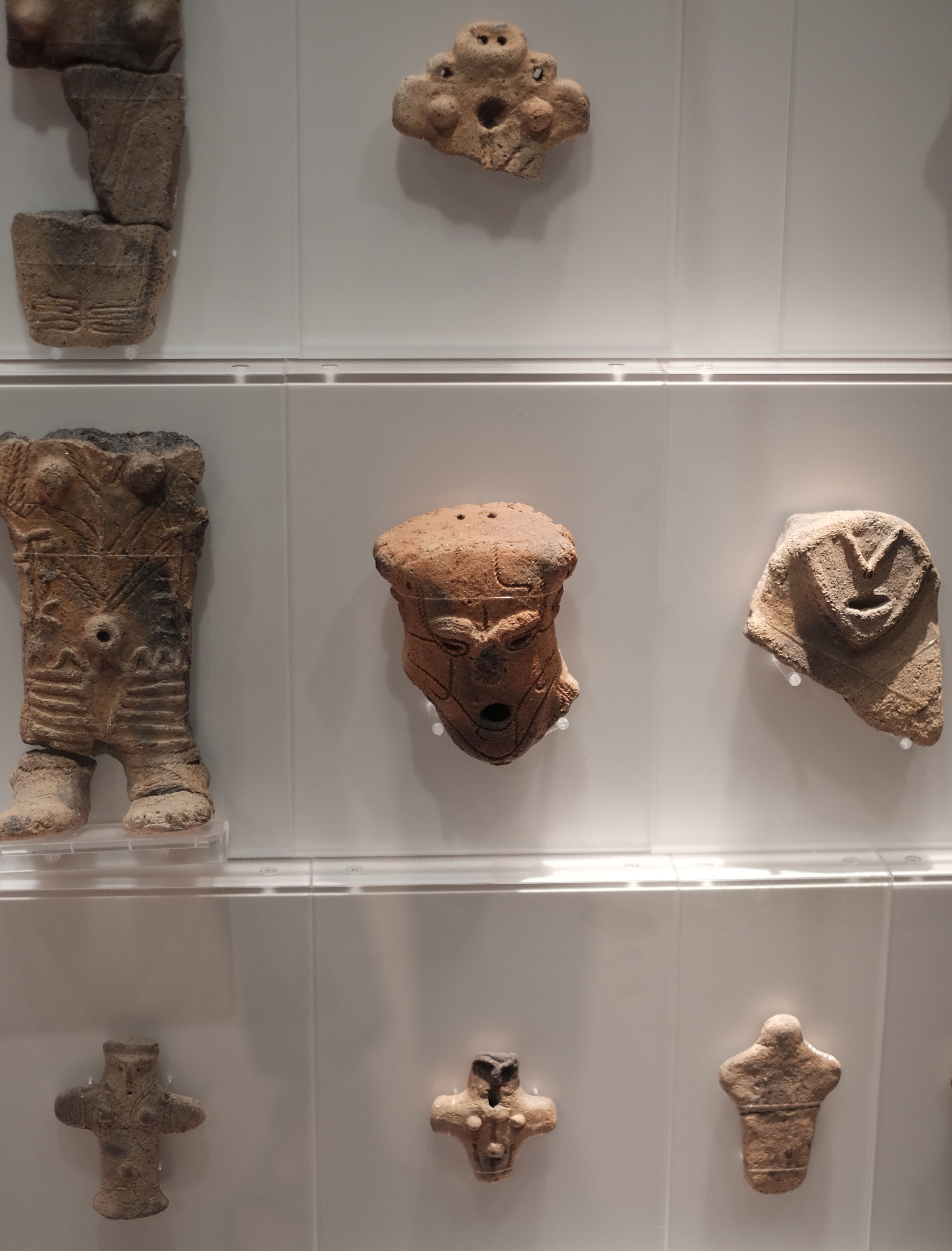 三内丸山遺跡(世界遺産) 縄文ポシェット 陶芸品 三内丸山遺跡(世界遺産) 縄文ポシェット 陶芸品 - メルカリ