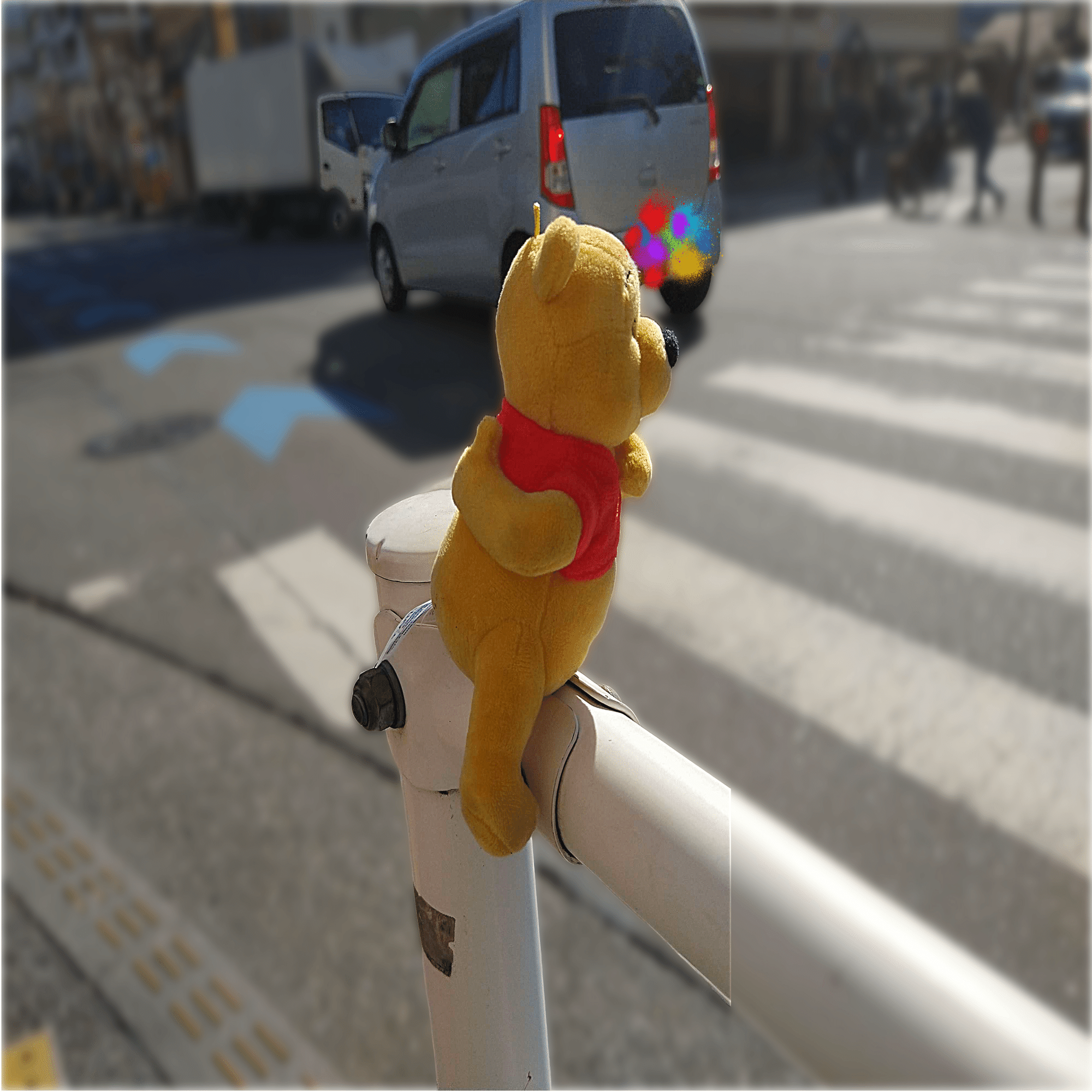 ぷーさん ＊断捨離中 ガードレールに乗っていた『プーさん』の話。｜猫暮てねこの創作暮らし