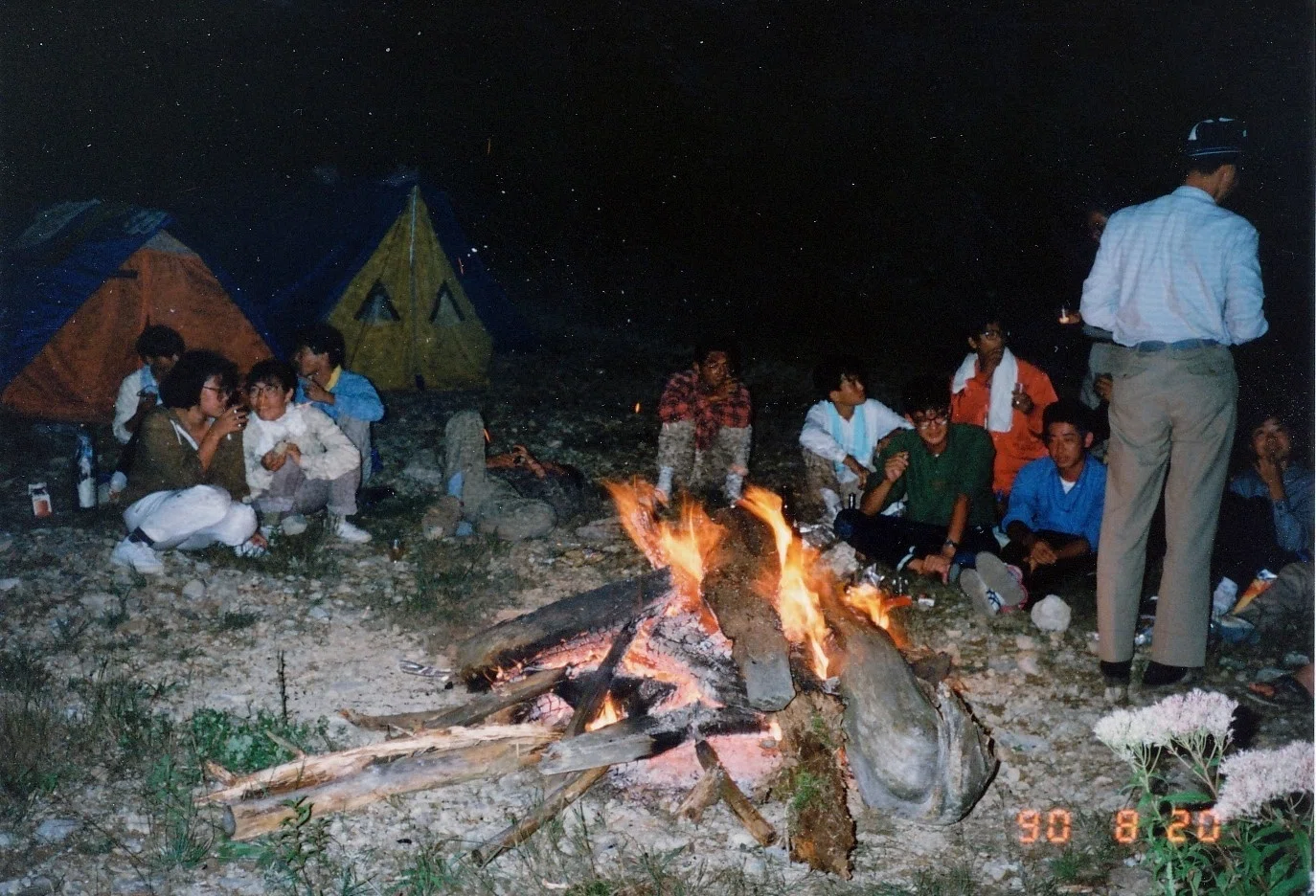 Dr. Junichi's Perspective from Azumino] 43 ~Bonfire~｜絵本美術館