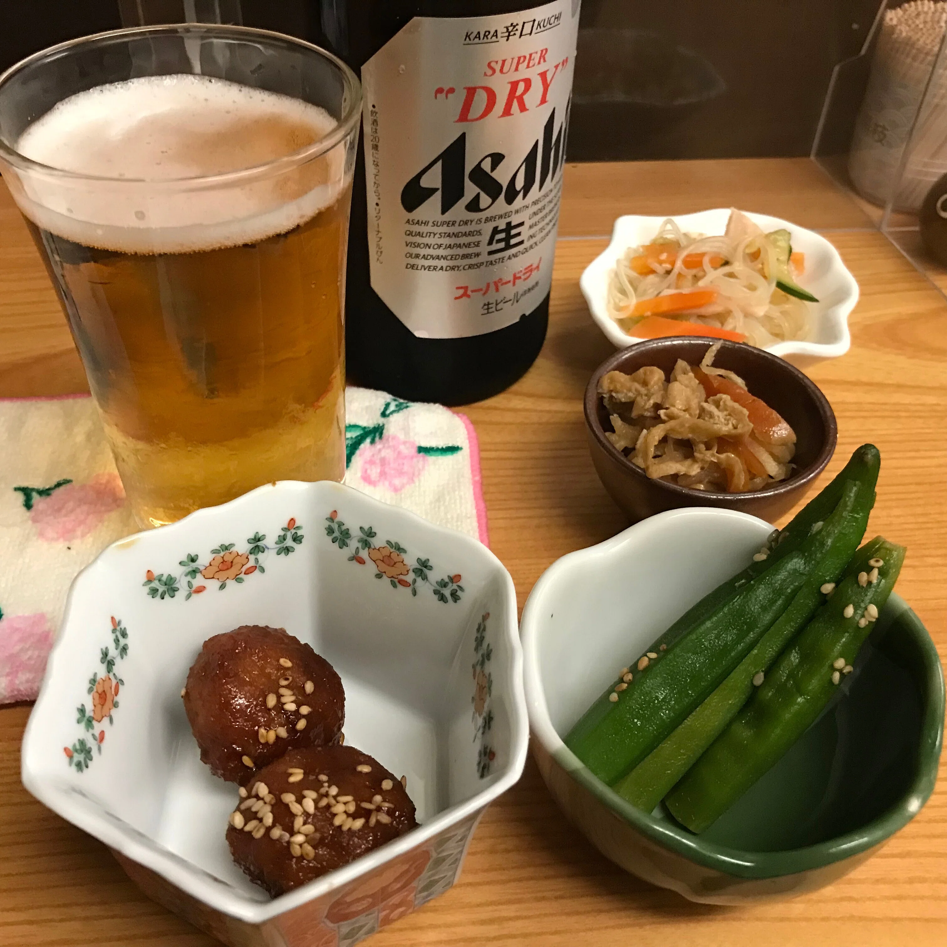 知る人ぞ知る野毛の酒場『はまの』｜AYUMI