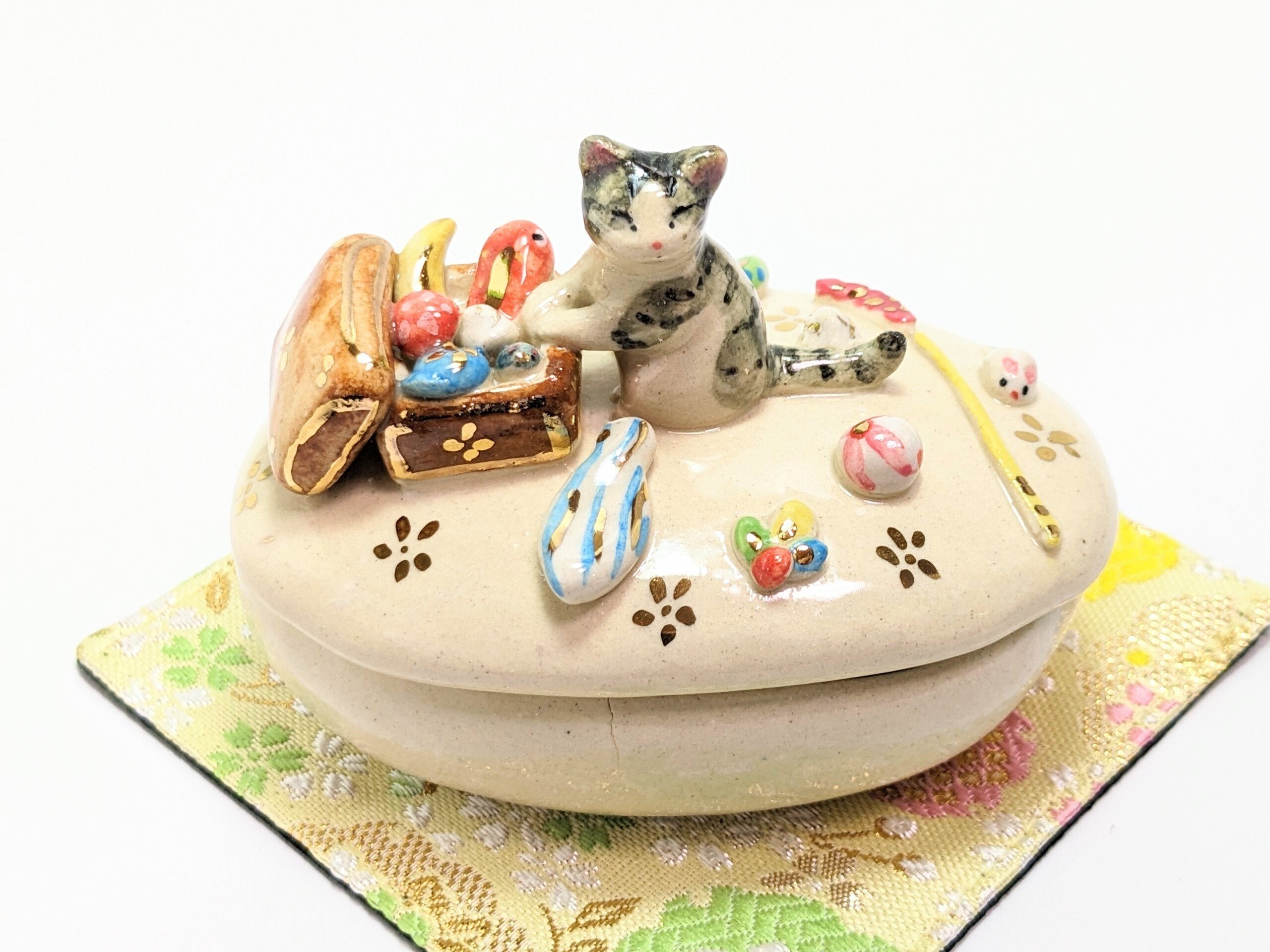 猫と幸せな時間】佐山泰弘インタビュー|Picaresque Art Gallery 猫と幸せな時間】佐山泰弘インタビュー|Picaresque Art Gallery