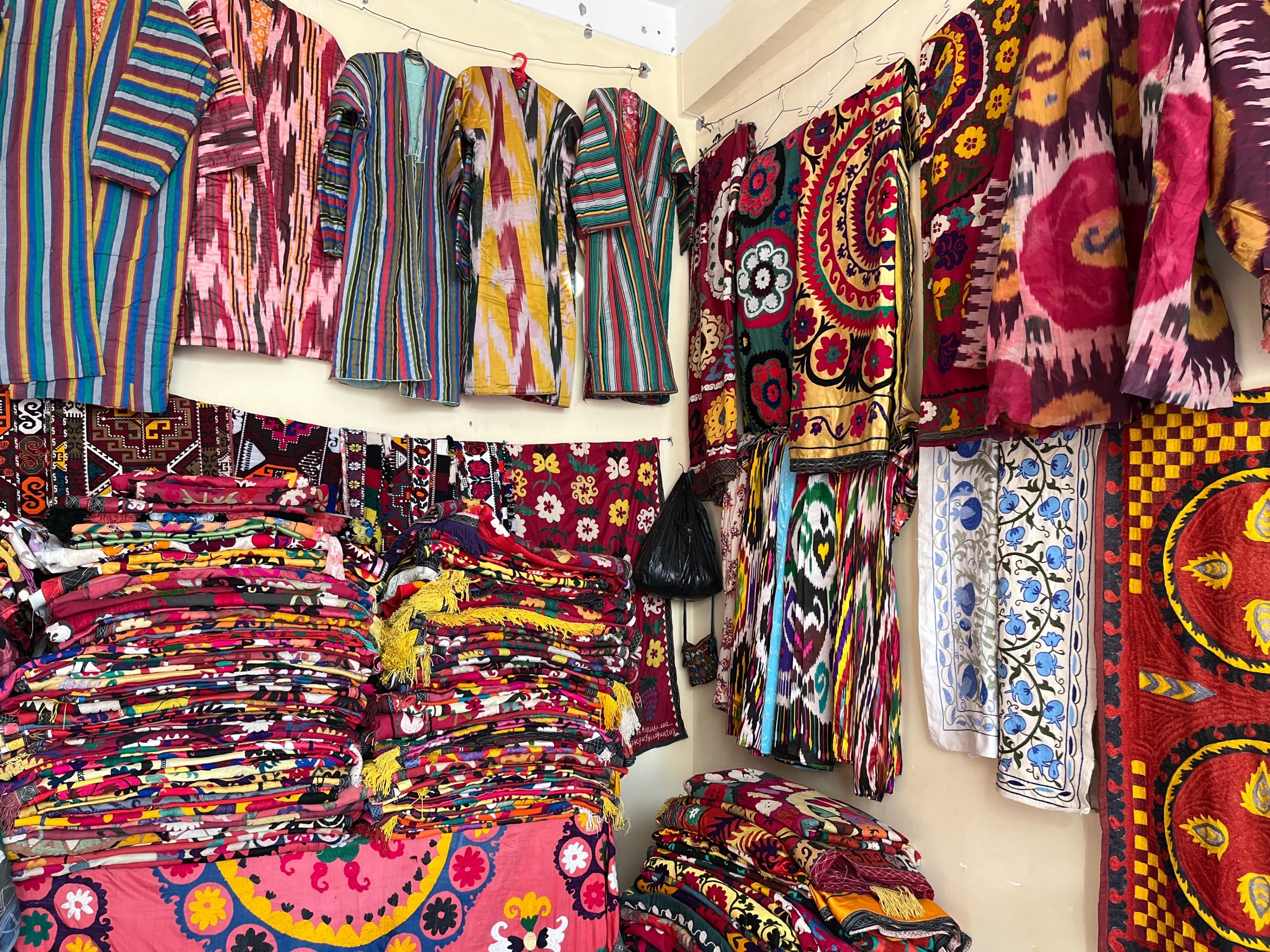 ウズベキスタンのオールドスザニ ② 【公式通販】