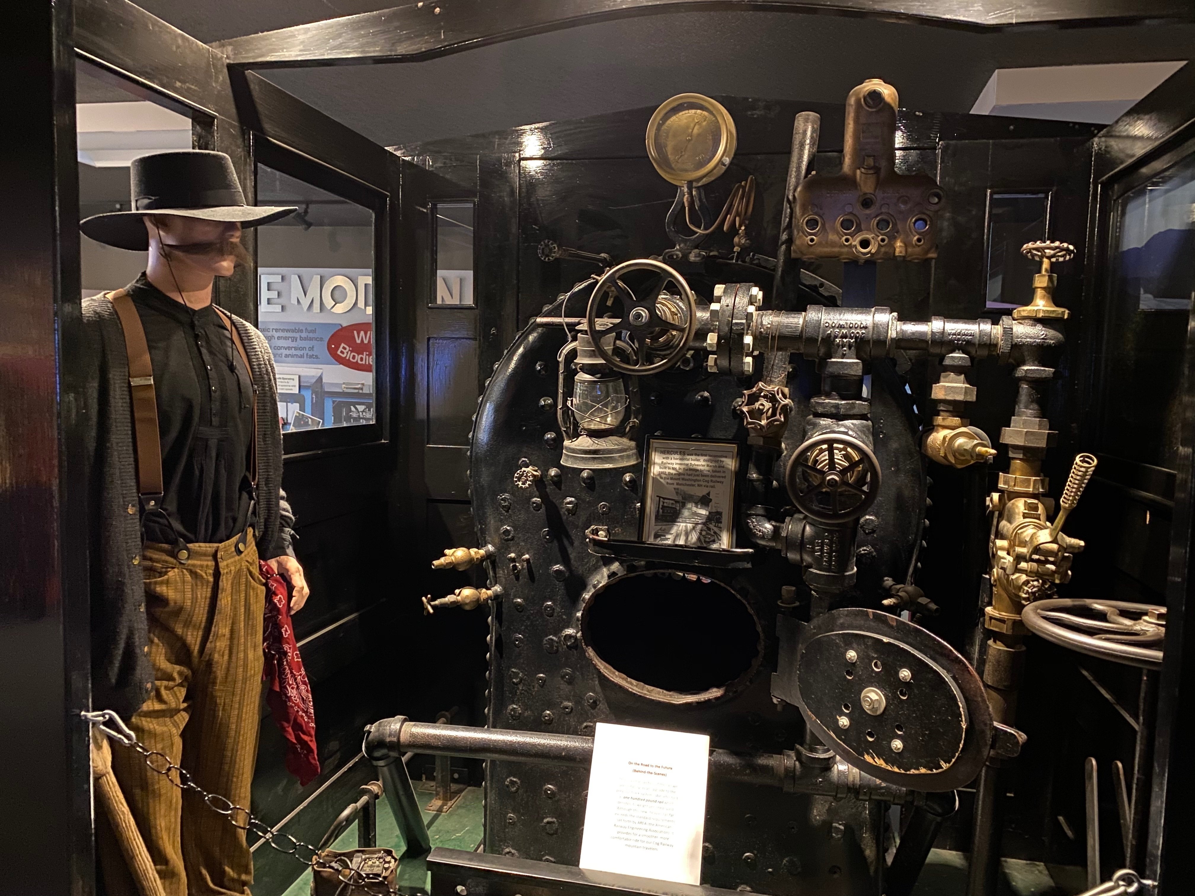 連なる山 世界初の登山鉄道、ワシントン山コグ・レイルウエイ〜アメリカ