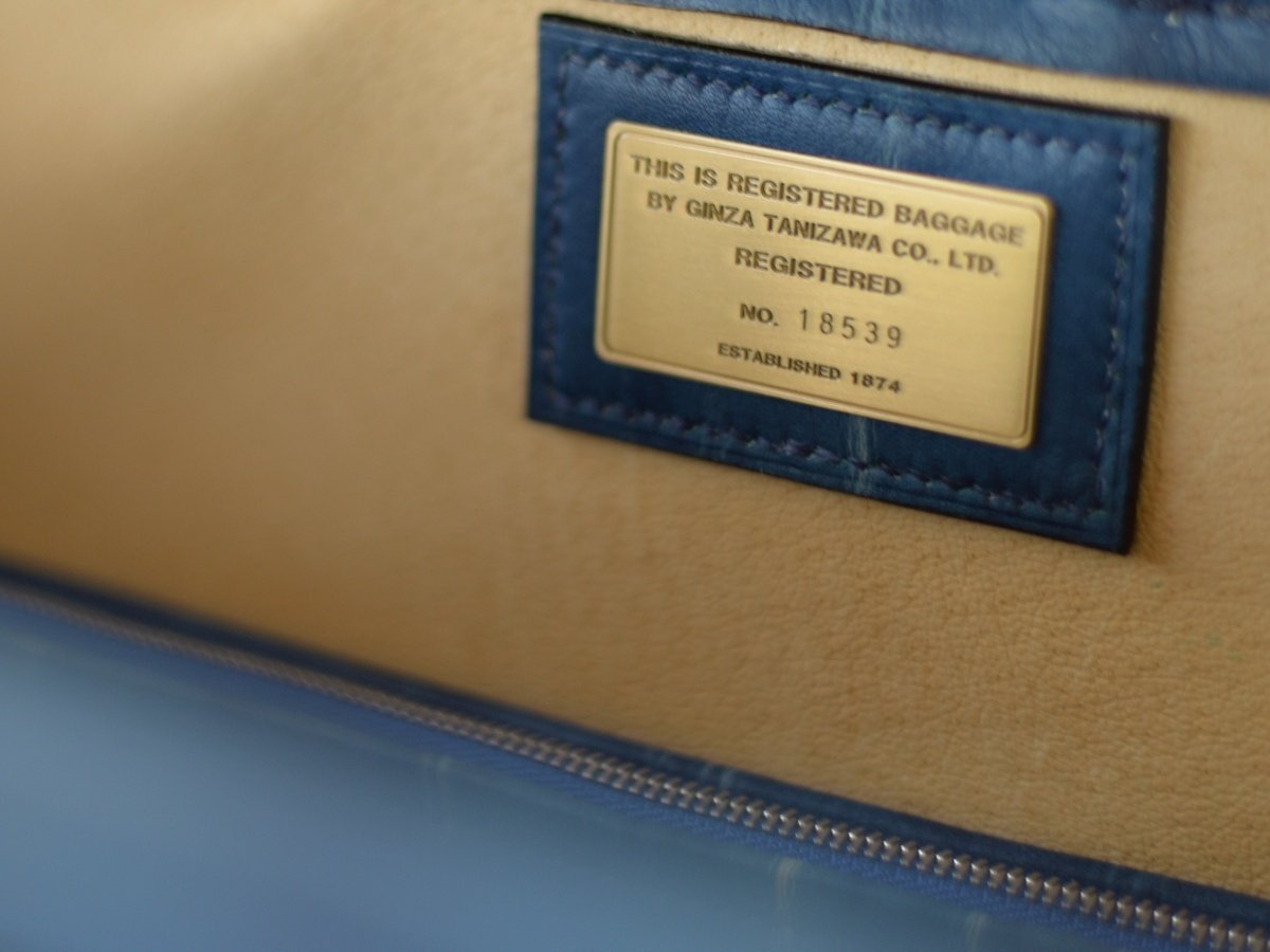 ホ*ジ様 ダレスバッグ　ブッテーロ本革　ネイビー　総手縫い 藍染の総手縫いダレスバッグ｜ReiLeather