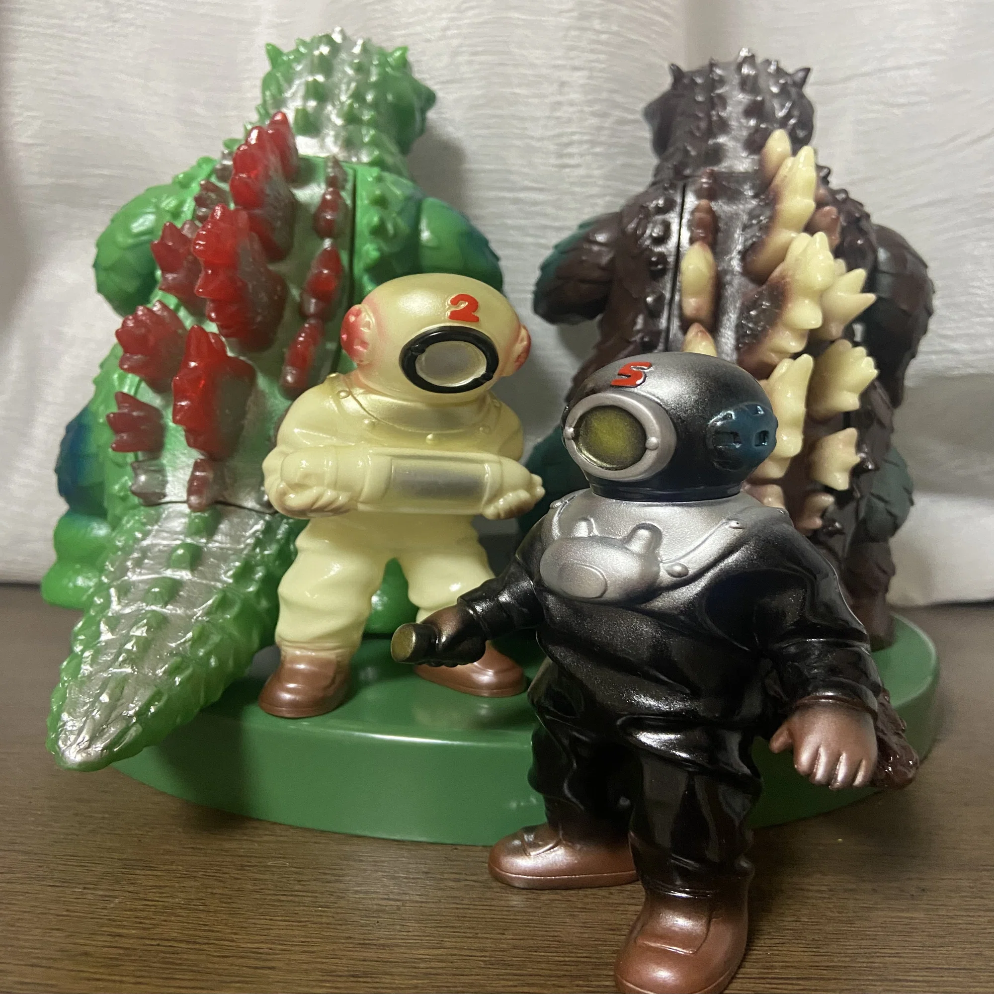 ﾄｲｸﾞﾗﾌ製第1案 初代雛型ゴジラ｜ゆる