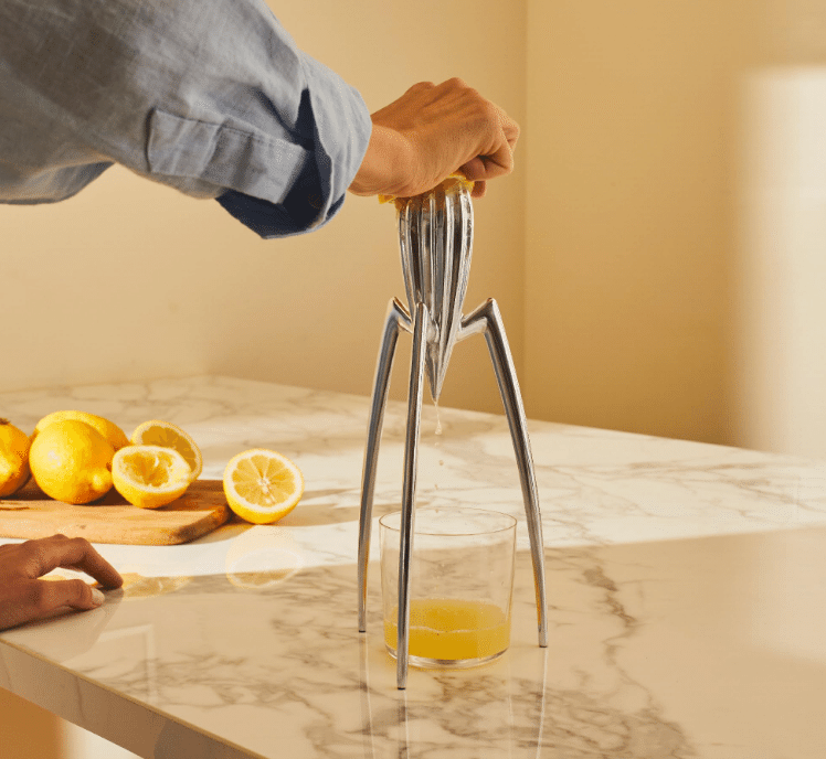 アレッシィ：イタリアの魂を込めたデザインの極致｜NINATO