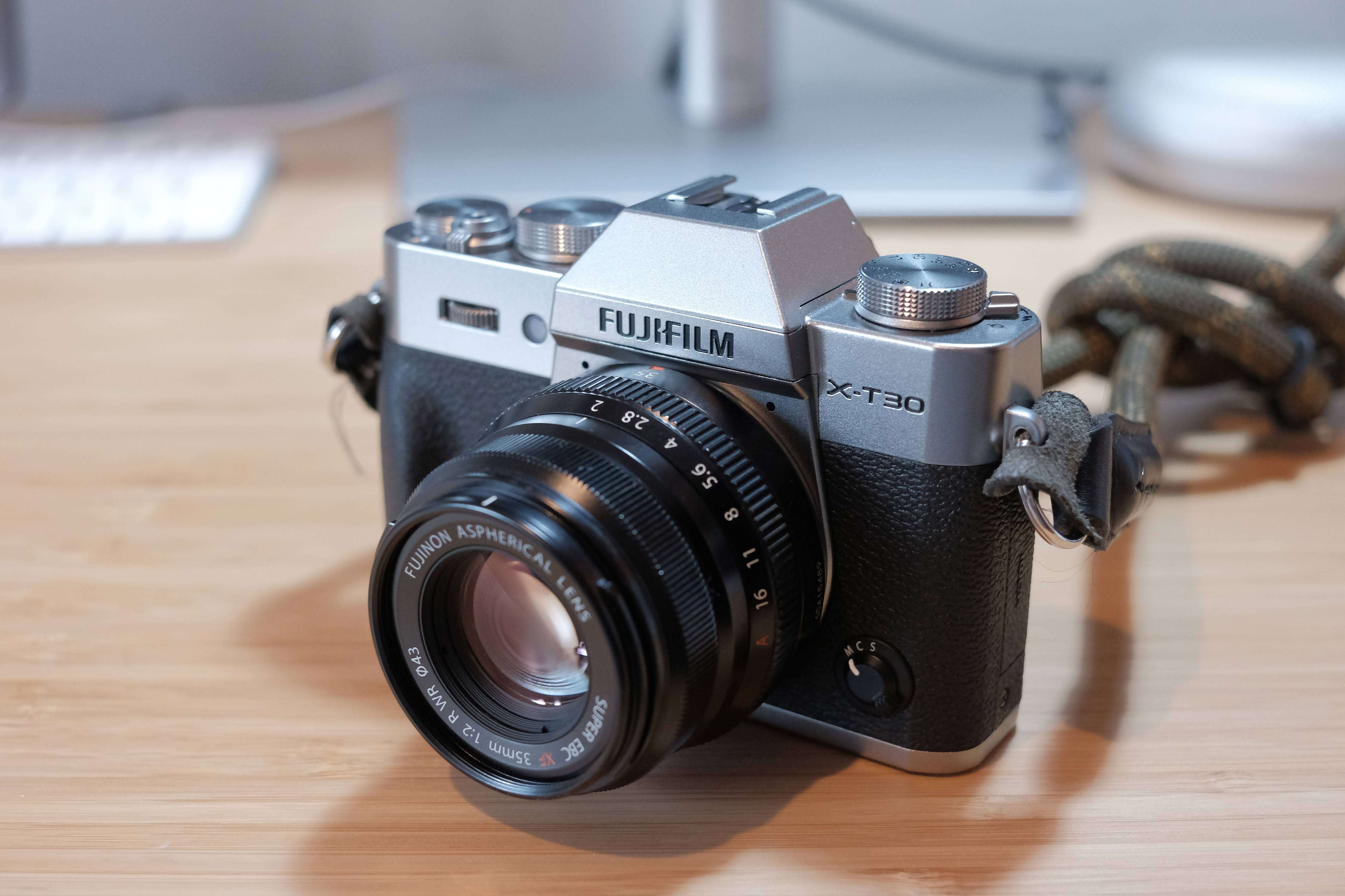 富士フィルム X-T30II + XF35mm f2 Fujifilm X-T30 II Camera and Fujifilm XF 35mm F2 R WR Lens