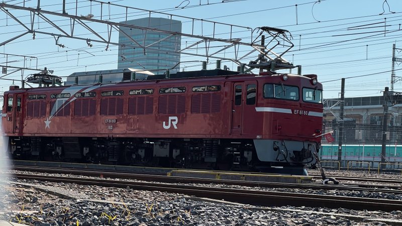 赤い機関車の写真