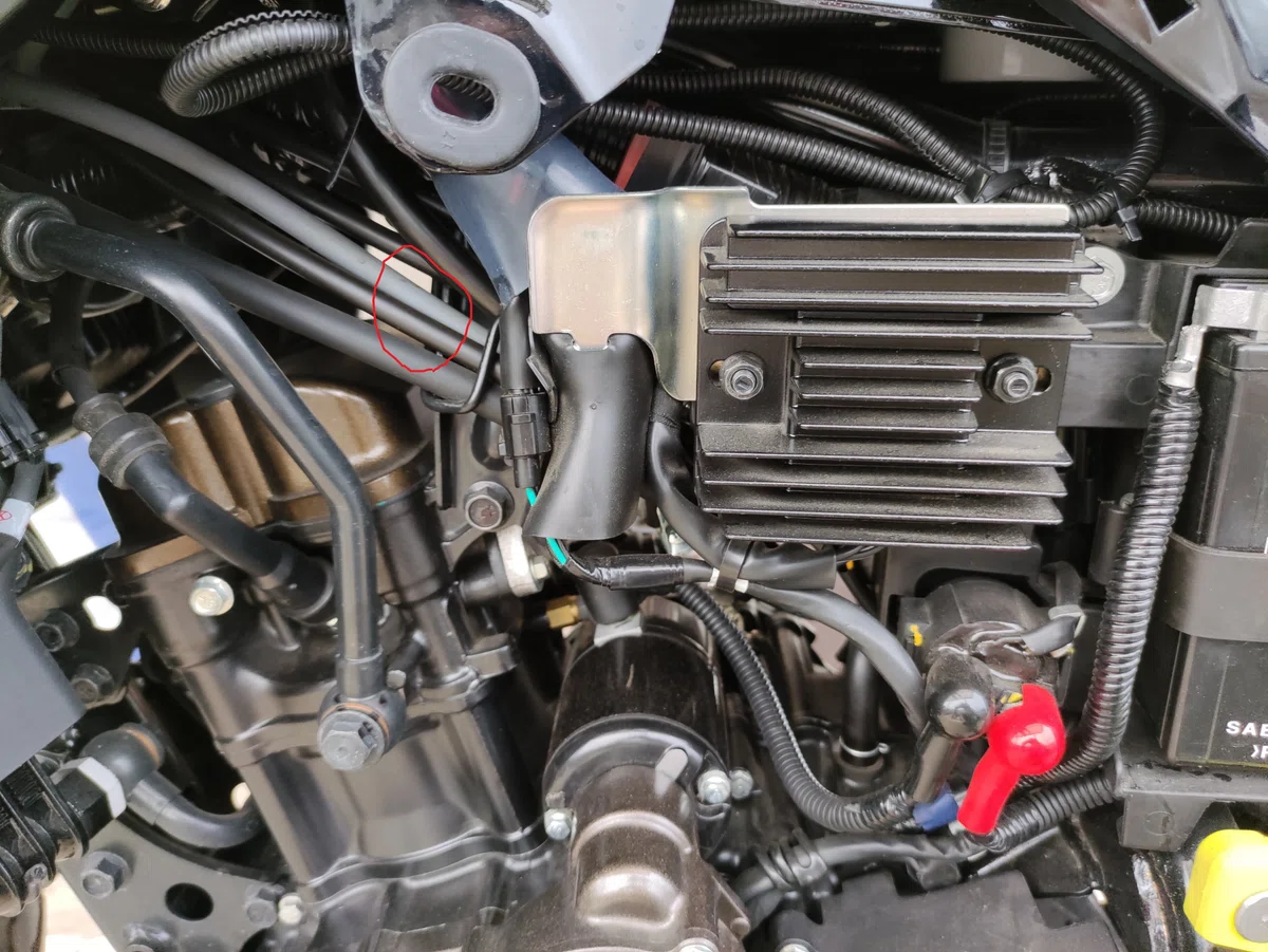 バイク用ETCを自分で取り付けてみた。VストロームSX｜おくと