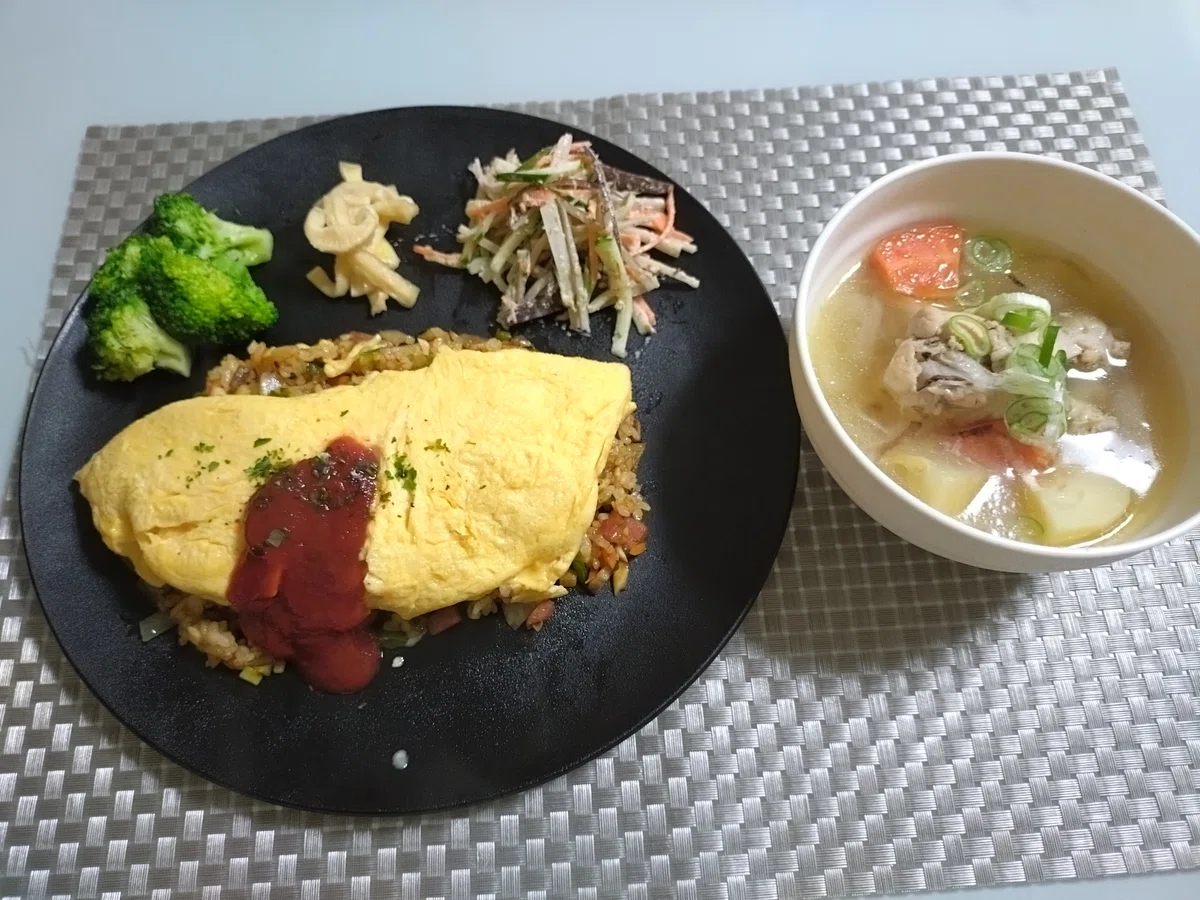 オムライス2回目＆シェフにお任せサムゲタン風スープ｜よ～こ