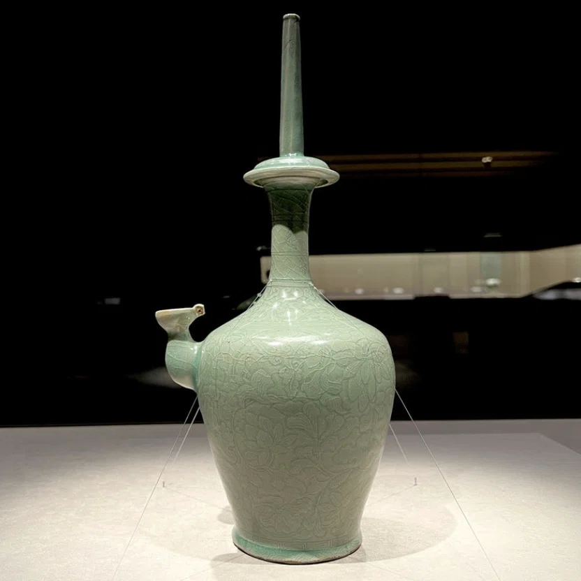 高麗湯呑　青磁　時代物　朝鮮半島美術　骨董アンティークNo.320 魅惑の朝鮮陶磁／謎解き奥高麗茶碗｜アートテラーとに〜