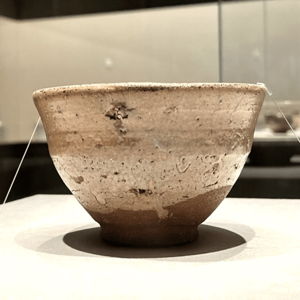 魅惑の朝鮮陶磁／謎解き奥高麗茶碗｜アートテラーとに〜