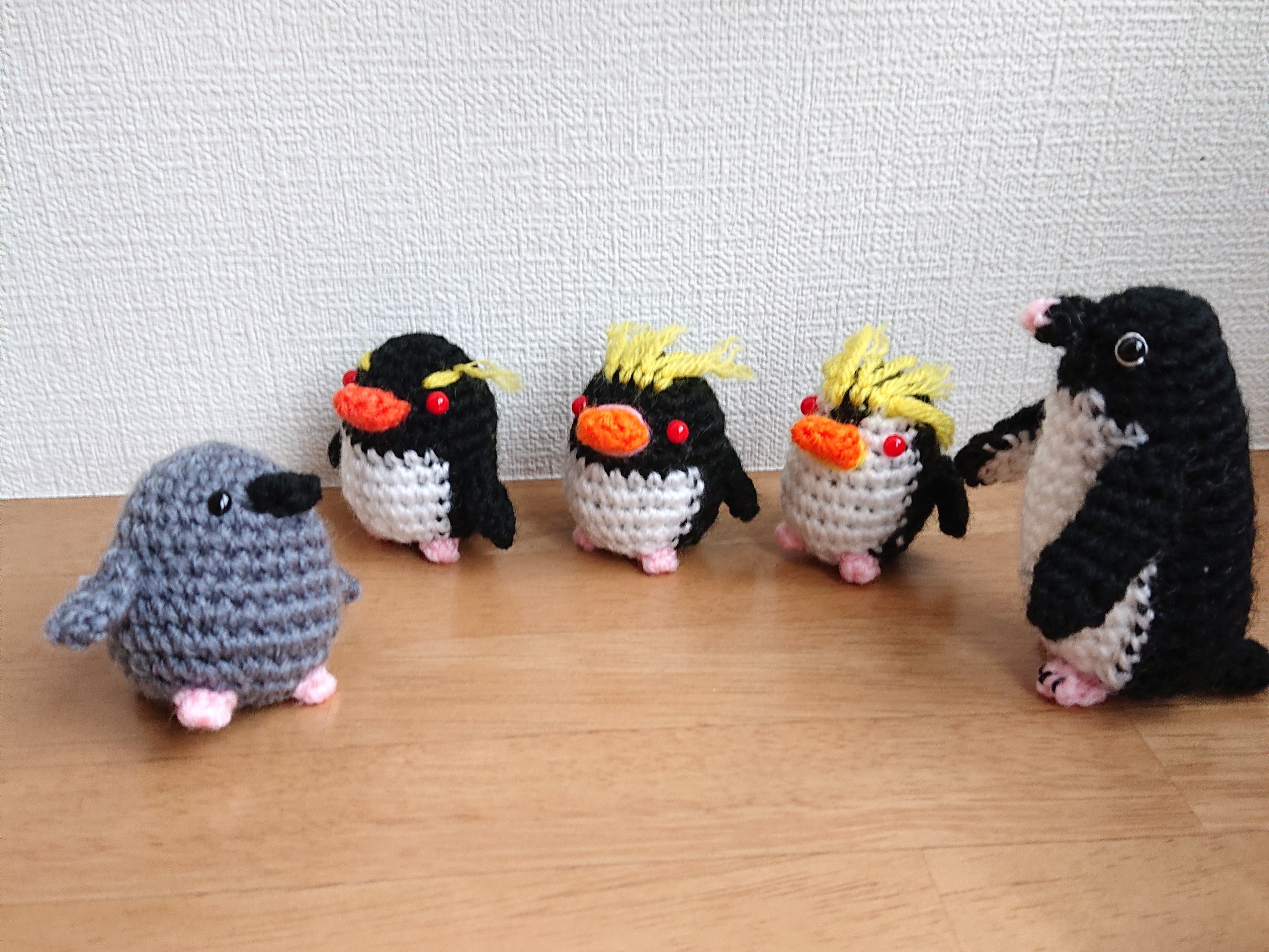 ARiss様　miniあみぐるみカップル　ペンギンなど ペンギン 編みぐるみ（受注制作】ペンギンさんのあみぐるみ