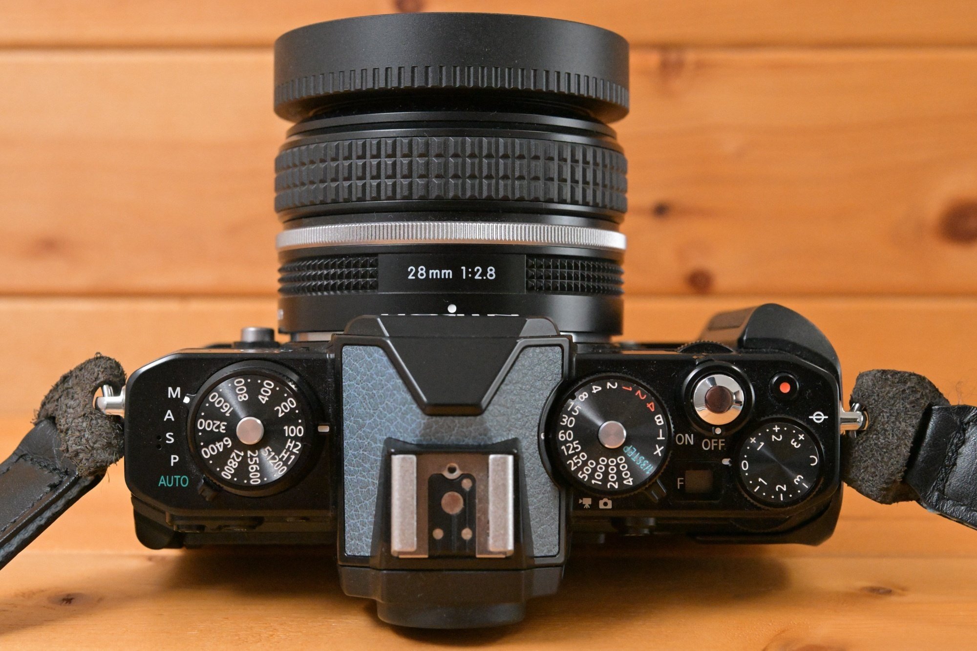 NIKKOR Z 28mm, 40mm用のF-Foto, JJC製金属フード比較|ちーちゃーん NIKKOR Z 28mm, 40mm用のF-Foto, JJC製金属フード比較|ちーちゃーん