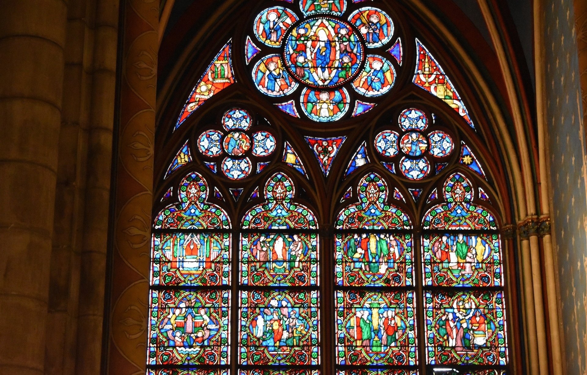 ゴシックの大聖堂とフェティッシュ｜真城七子