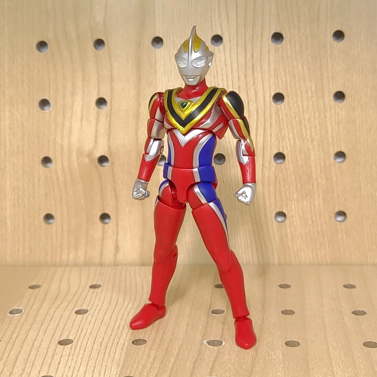 超動αウルトラマン ウルトラマンガイア スプリーム・ヴァージョン 